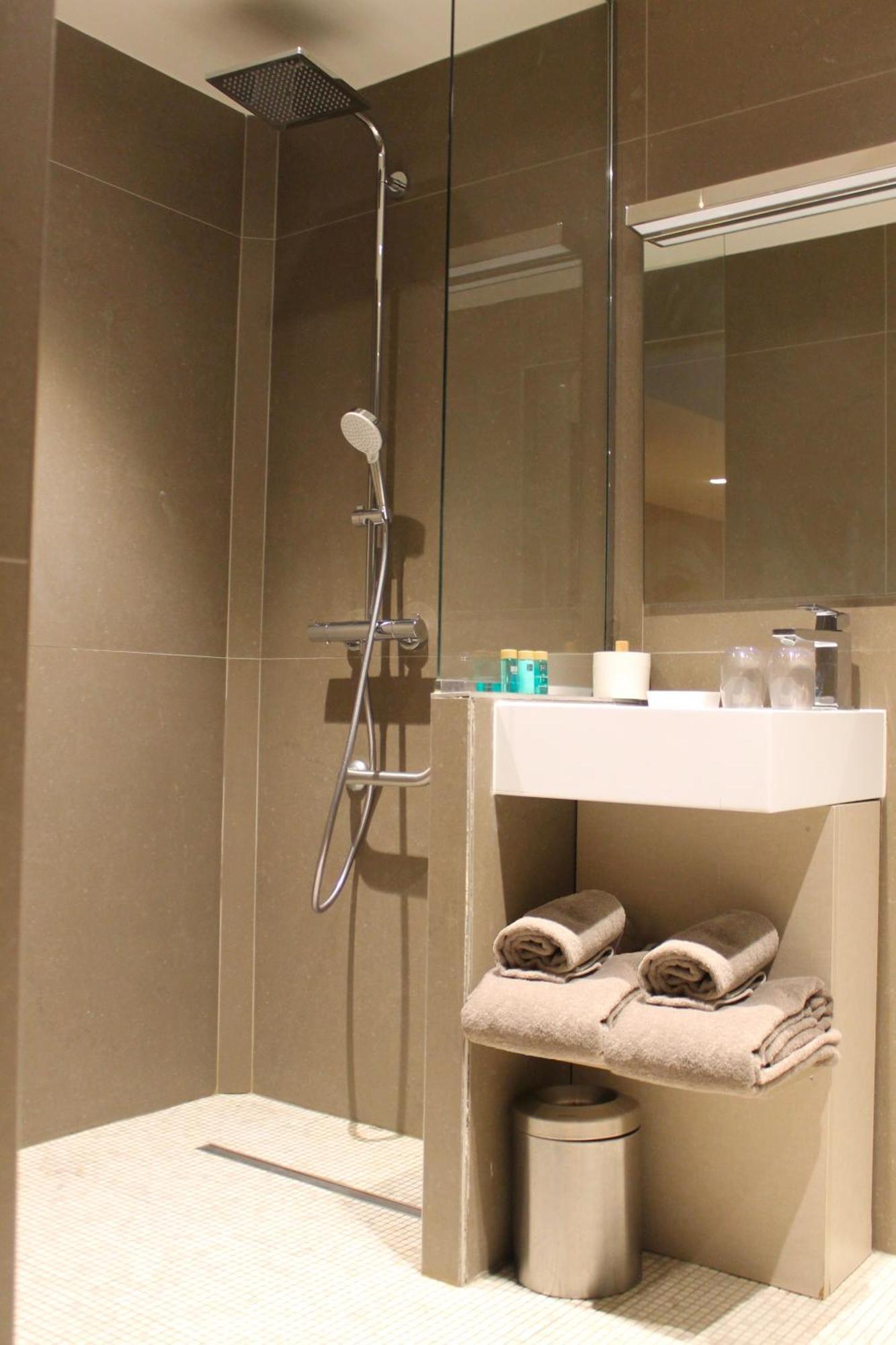 Comfort Room Mobility Accessible