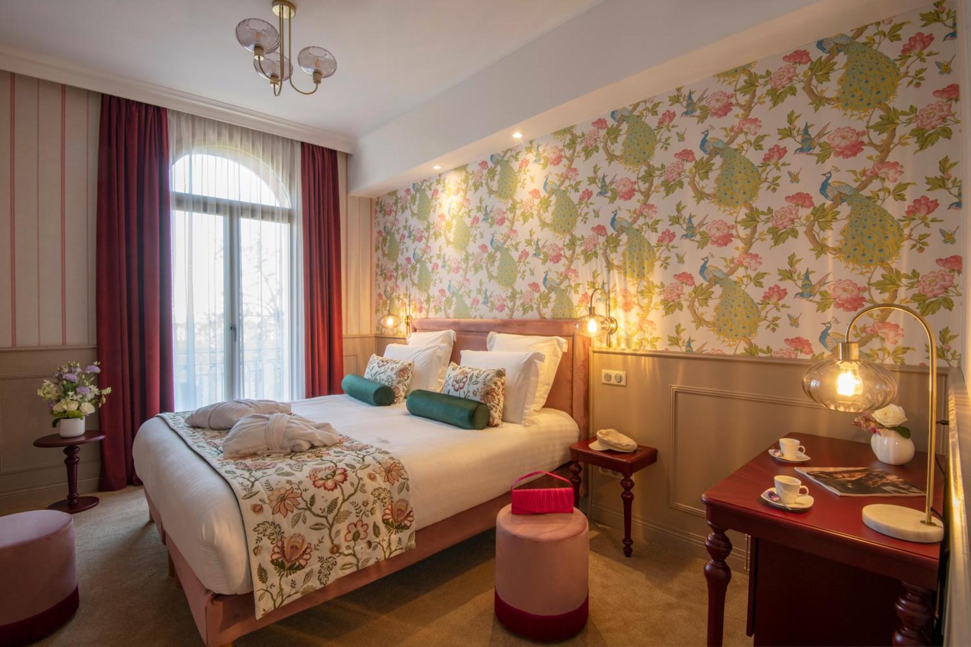 Superior Double Room,1444810567:JPEG