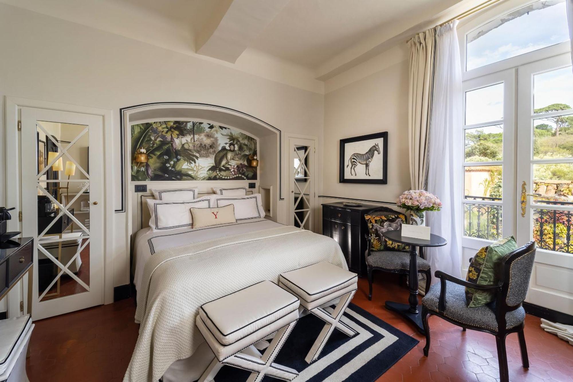 Deluxe Room,1444868875:JPEG