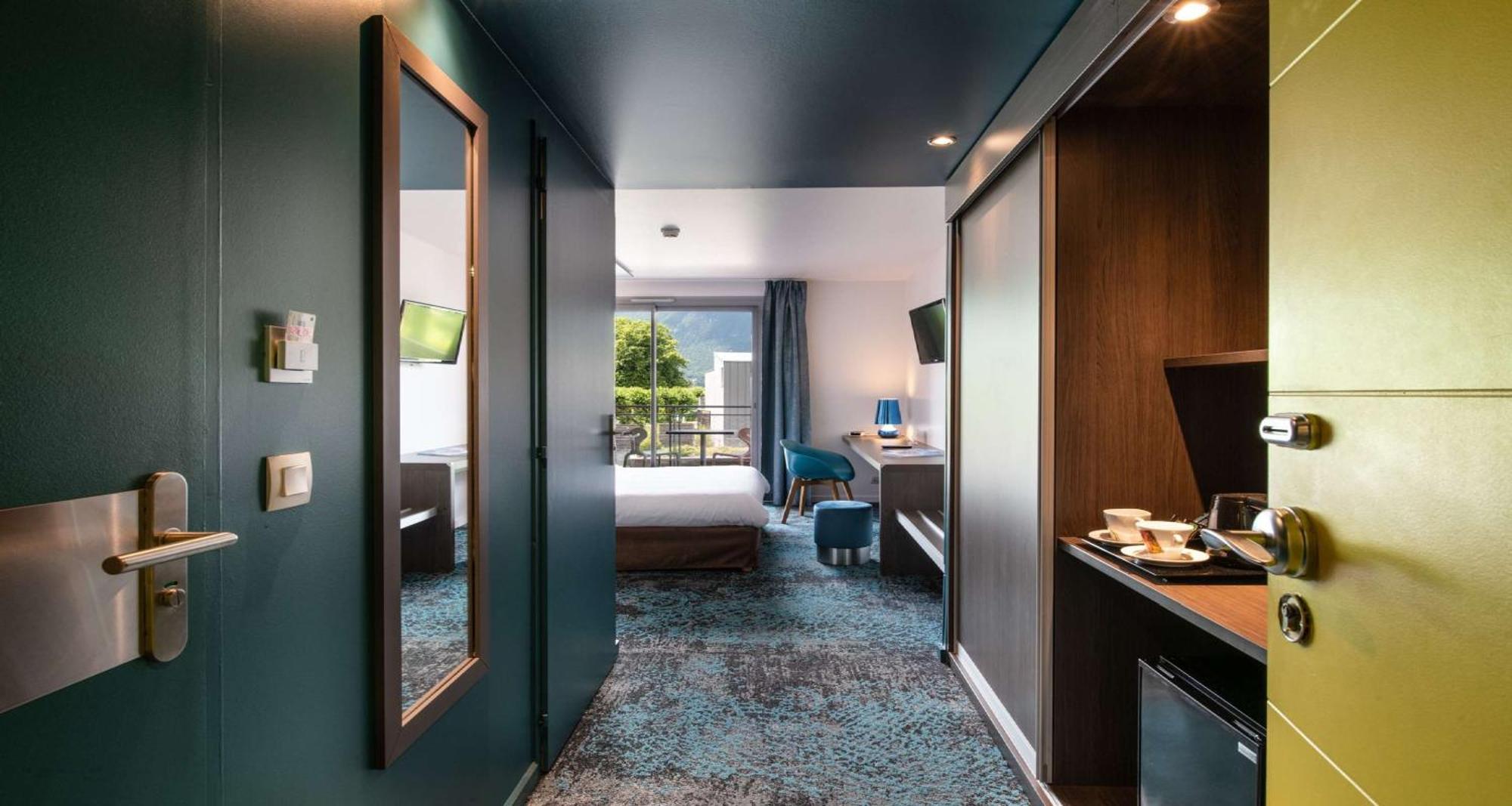 Superior Queen Room