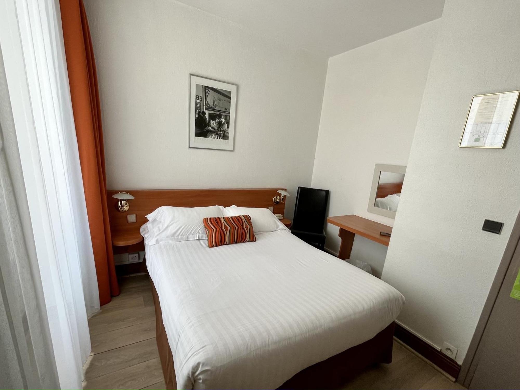 Classic Double Room