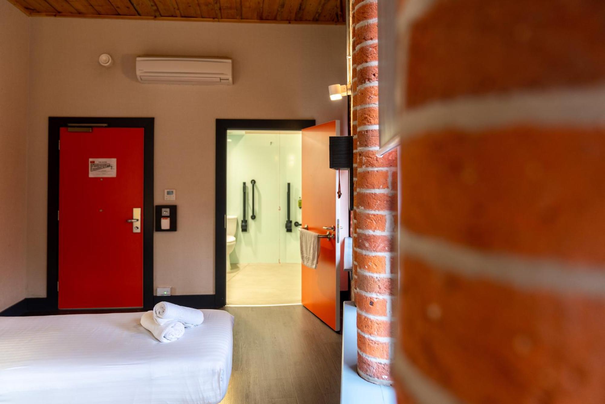 Double Room Disability Access,1445137942:JPEG