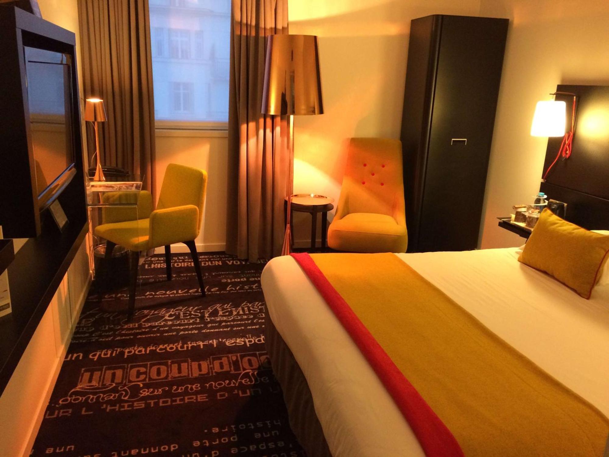 Standard Queen Room