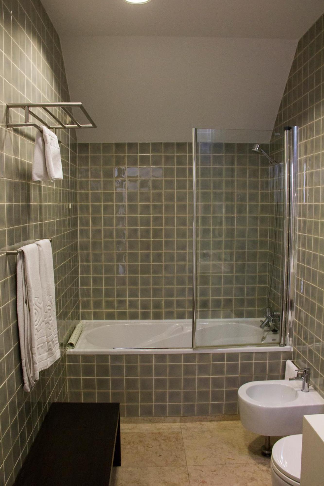 Standard Double or Twin Room Lagoon View