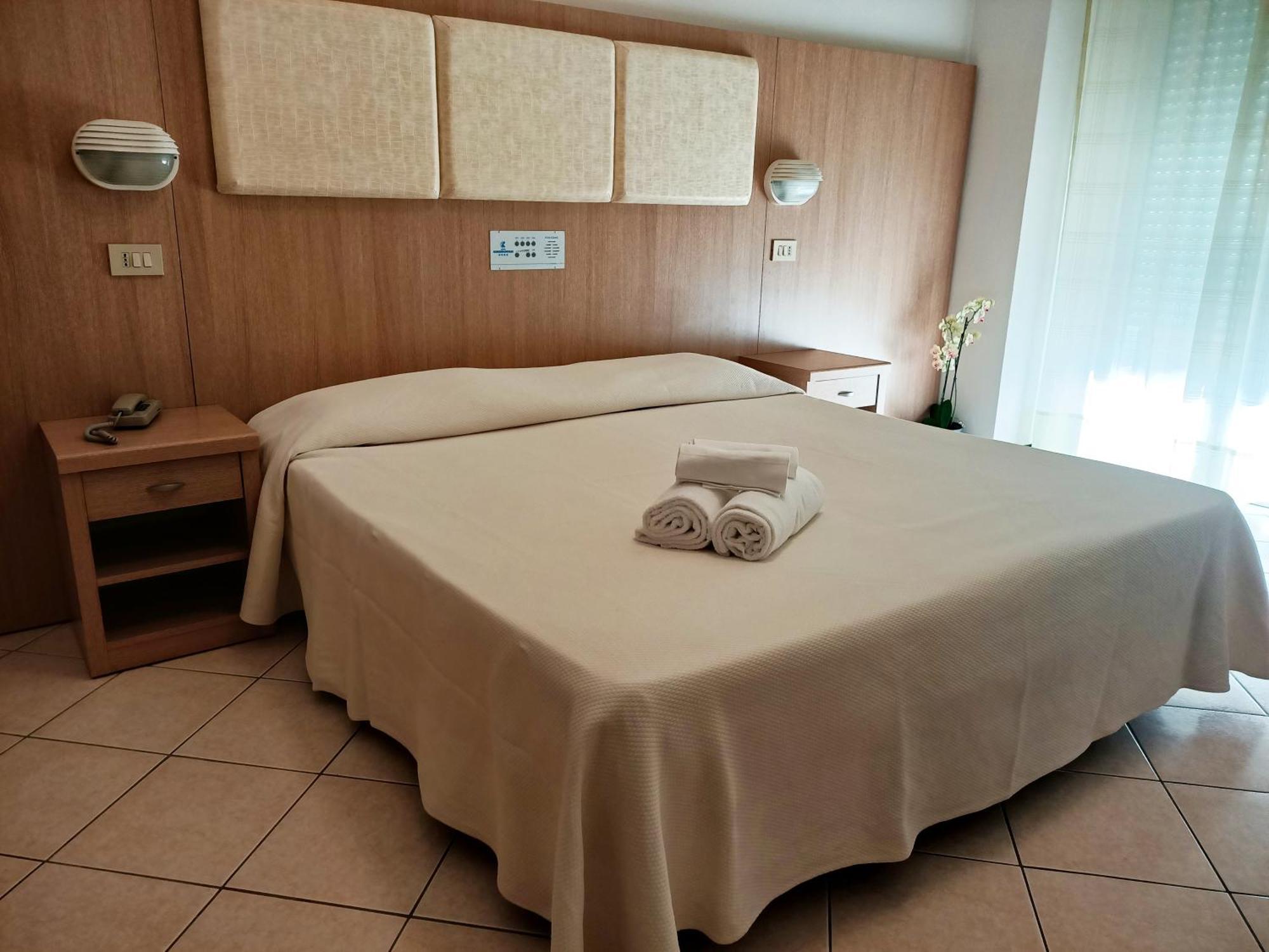 Double or Twin Room Balcony,1015396570:JPEG