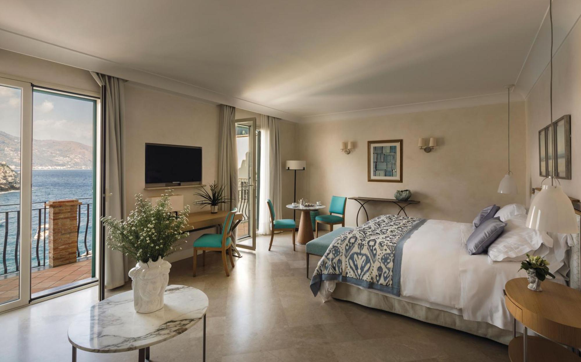 Premium Junior Suite Sea View Balcony
