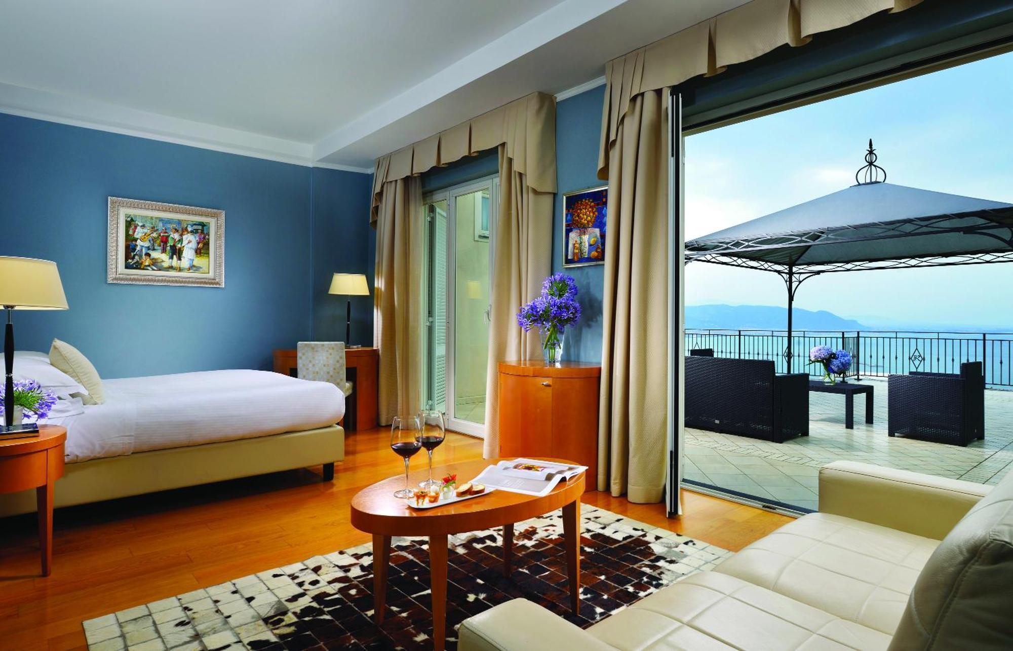 Junior Suite Sea View,1446866974:JPEG