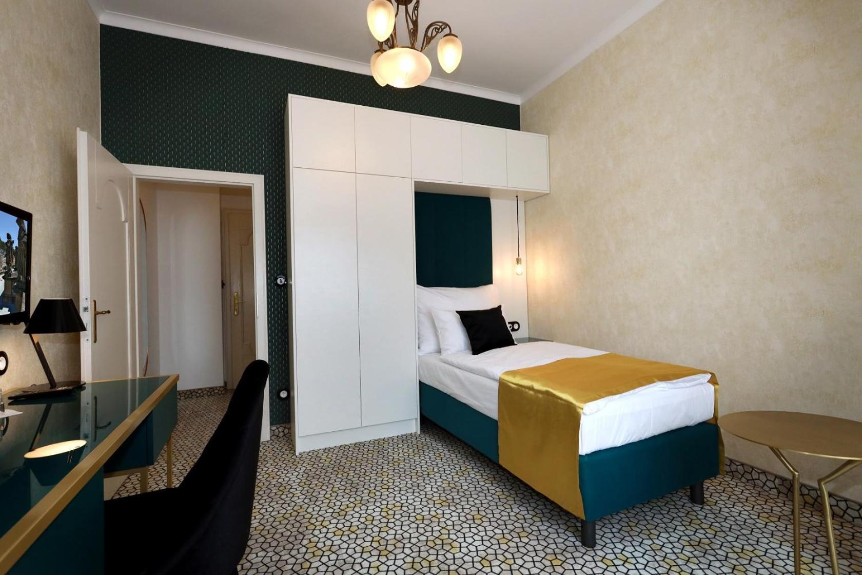 Single Room