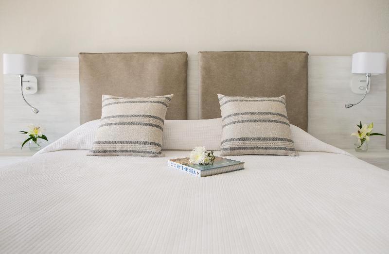 Double Room Inland View
