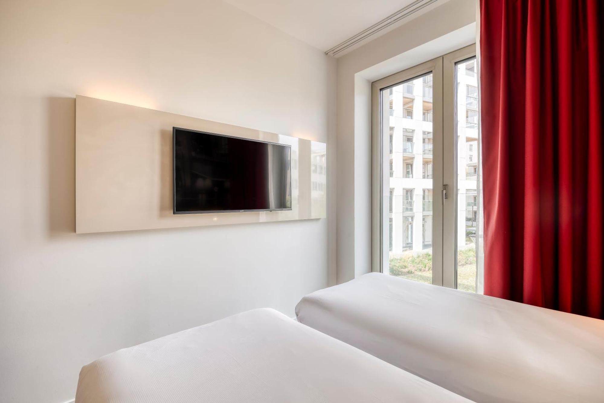 Standard Twin Room,1448016268:JPEG