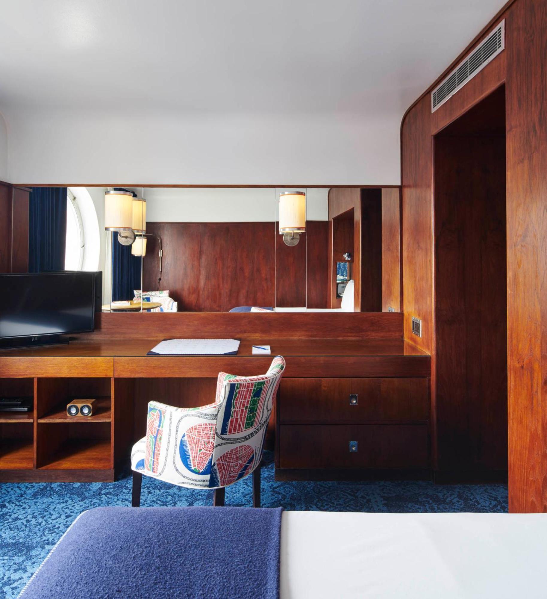 Queen Room Disability Access