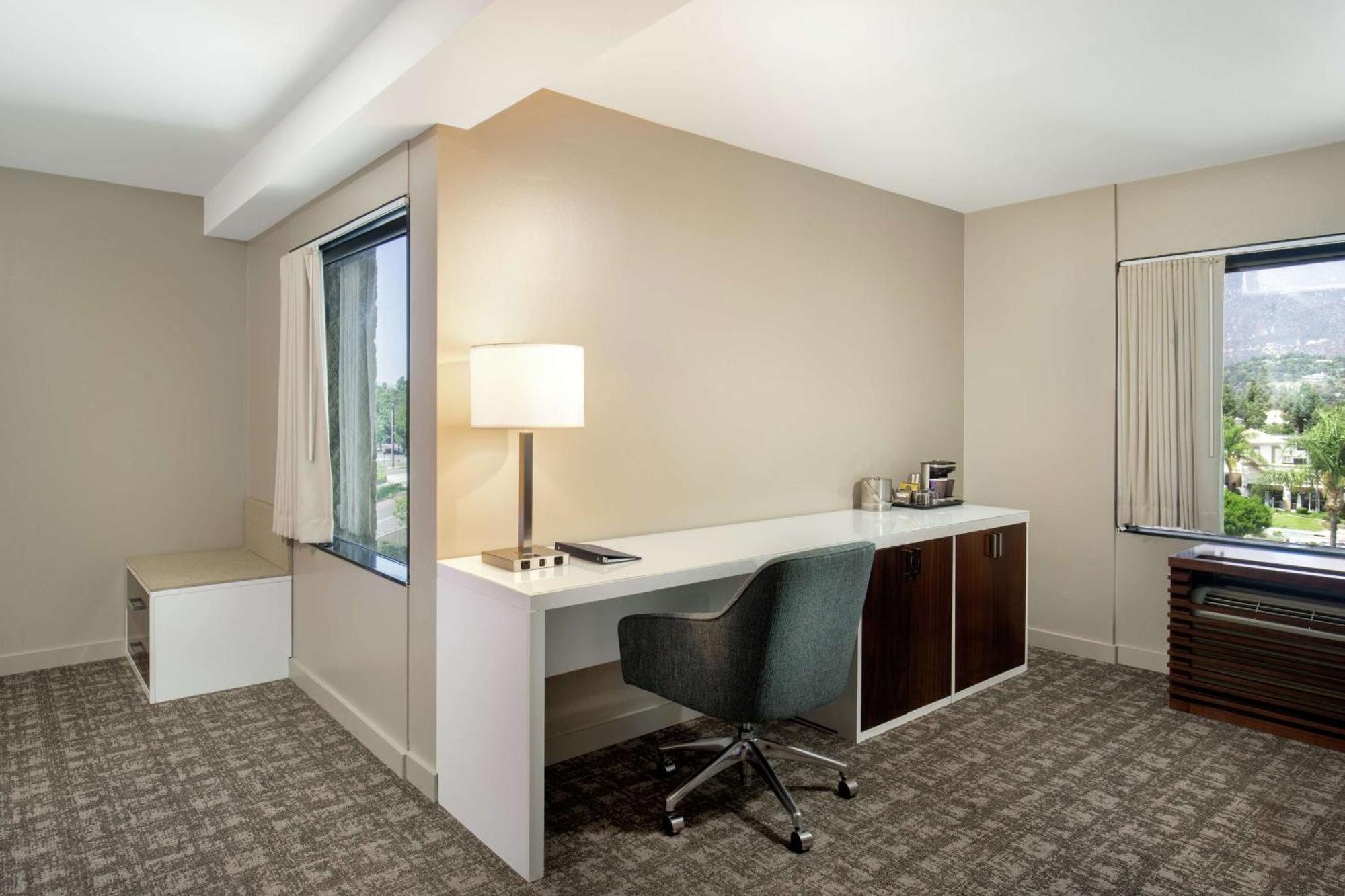 Large Queen Room with Two Queen Beds