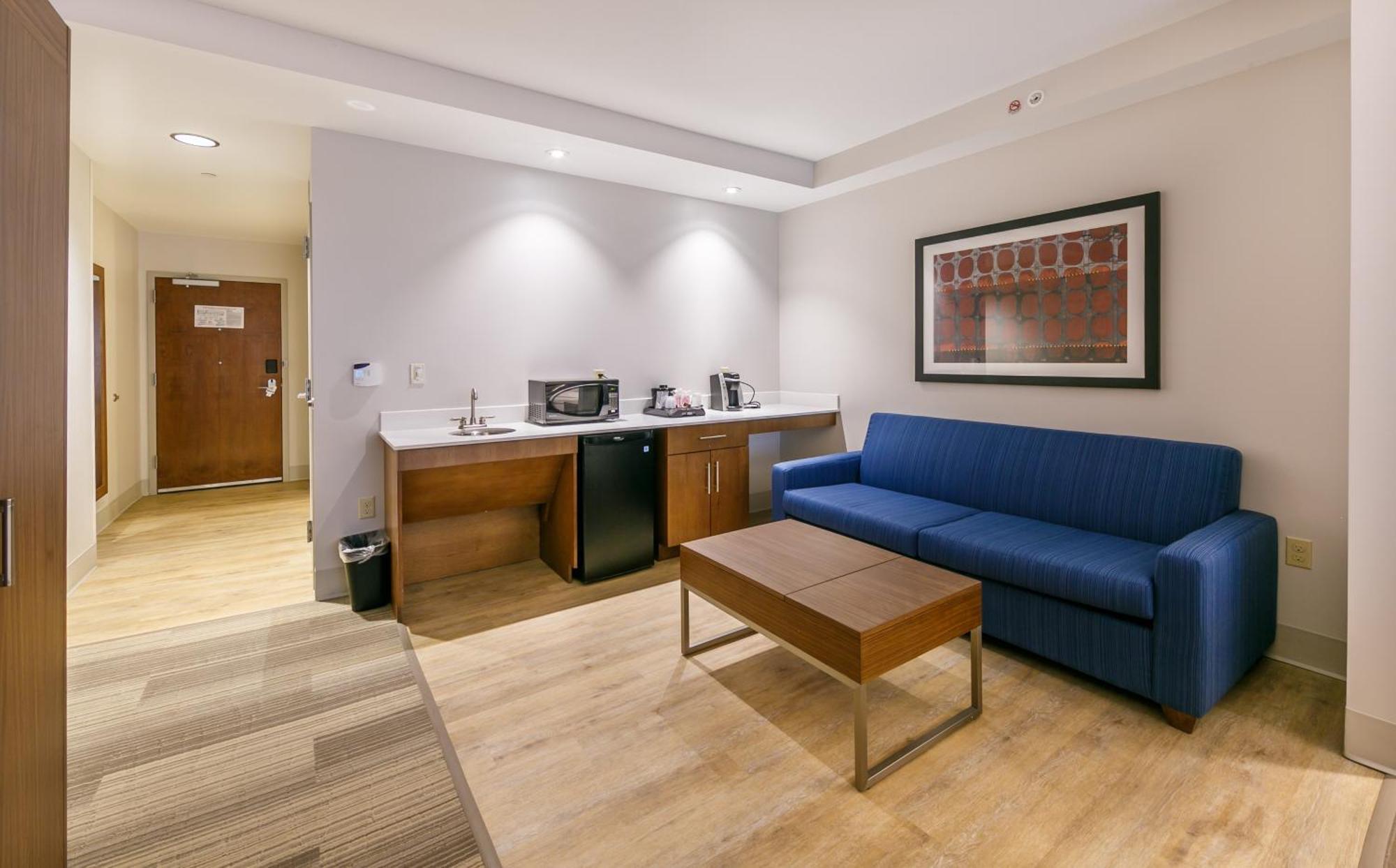 King Room Mobility Access or Hearing Accessible