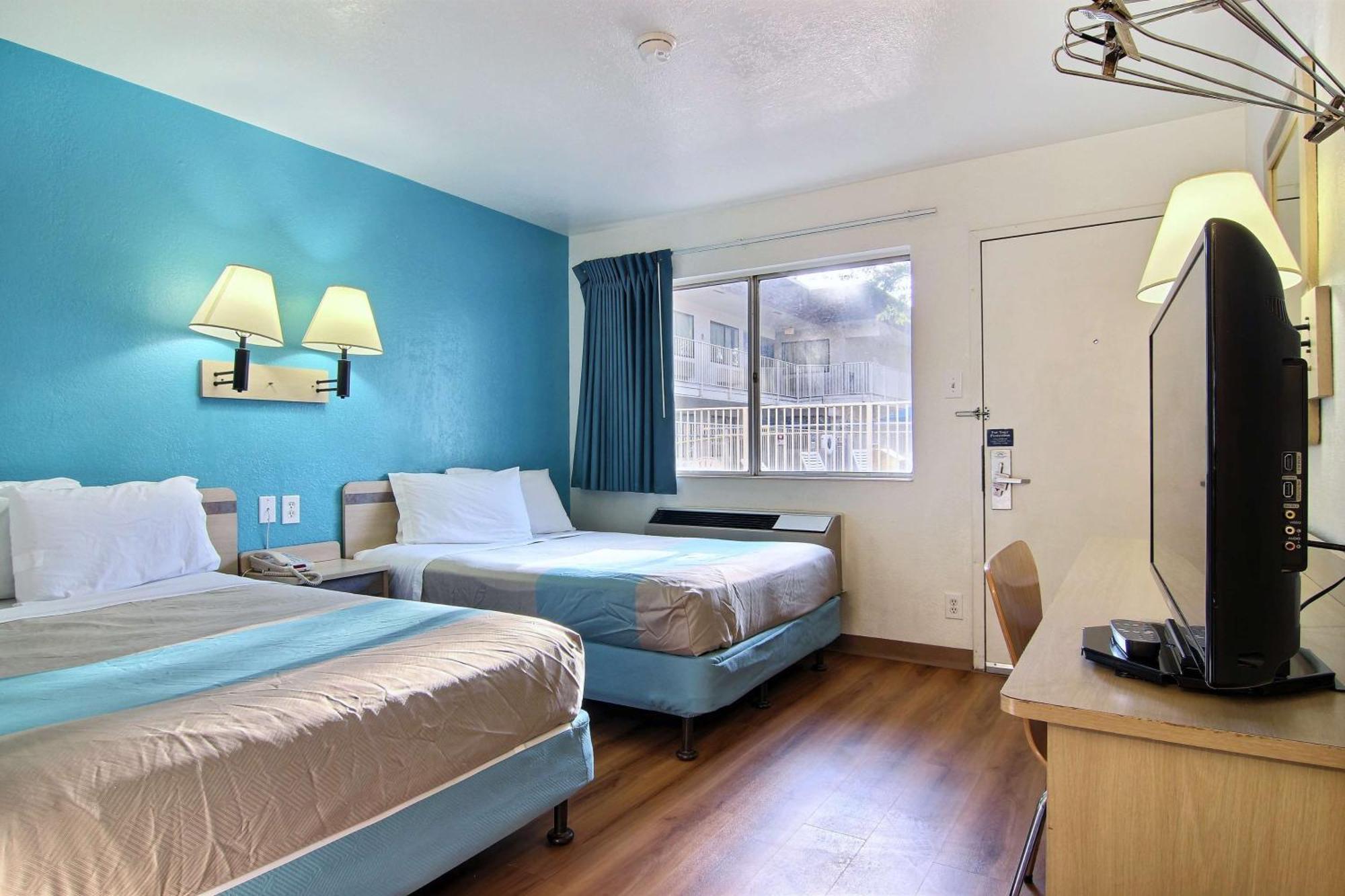 Double Room Disability Access,698221332:JPEG