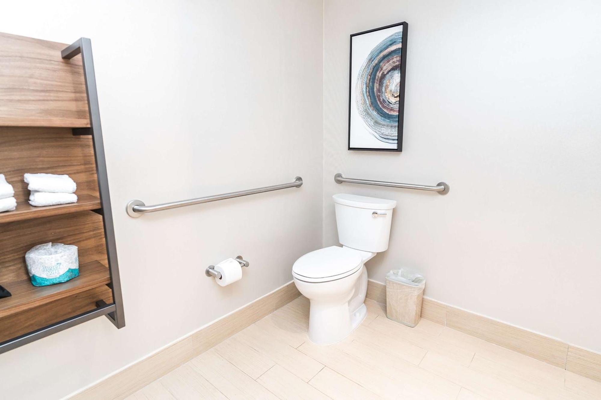 King Room with Tub - Mobility and Hearing Access