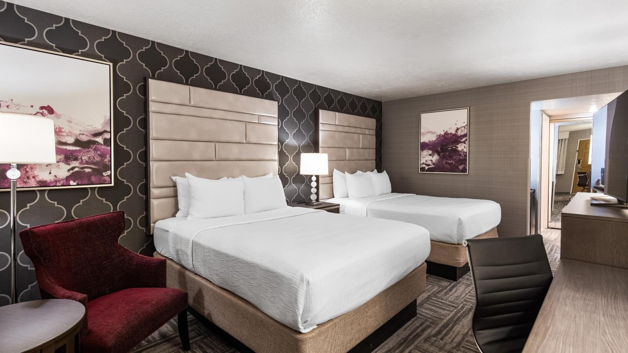 Queen Room Two Queen Beds
