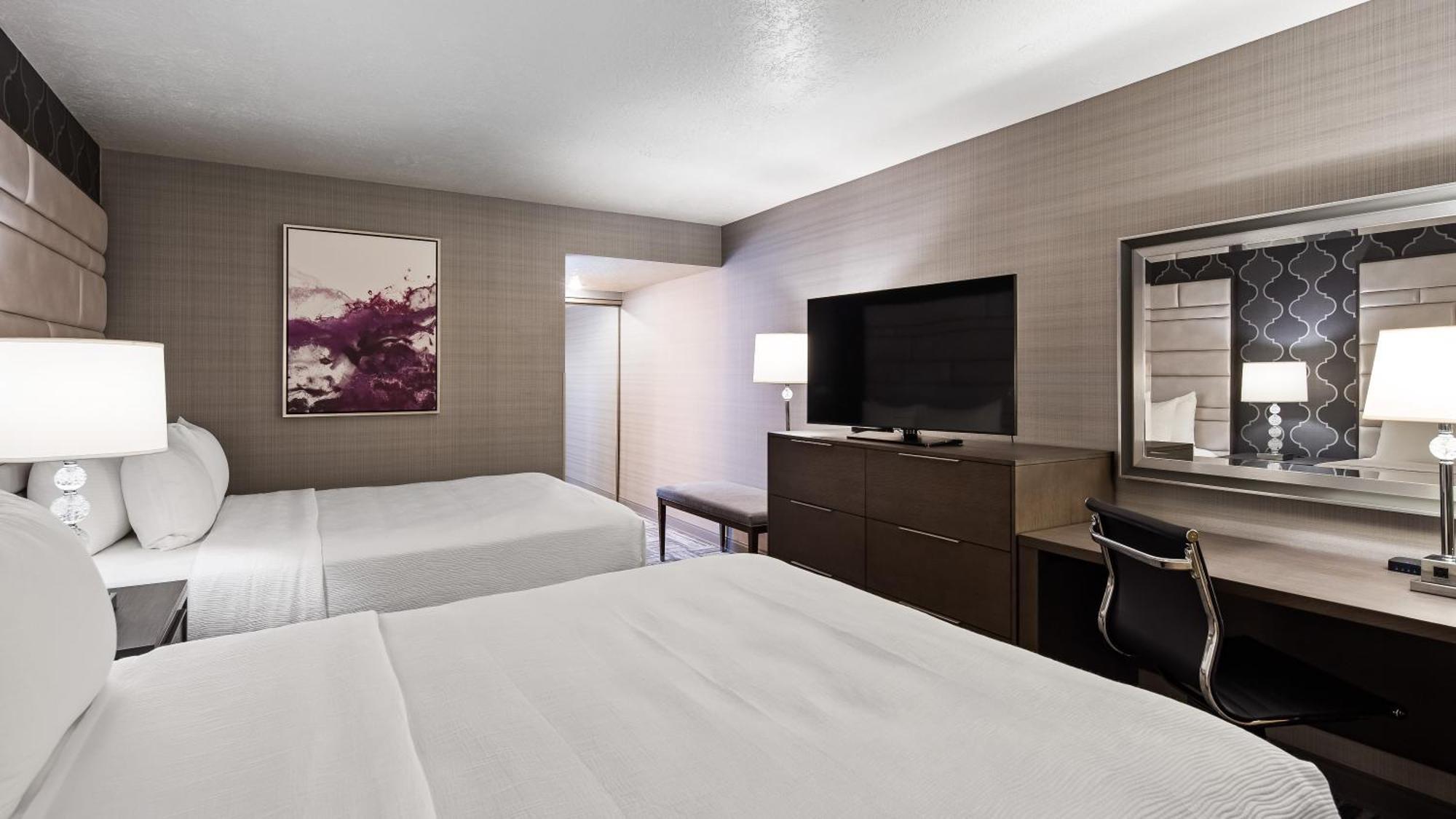 Queen Room Two Queen Beds