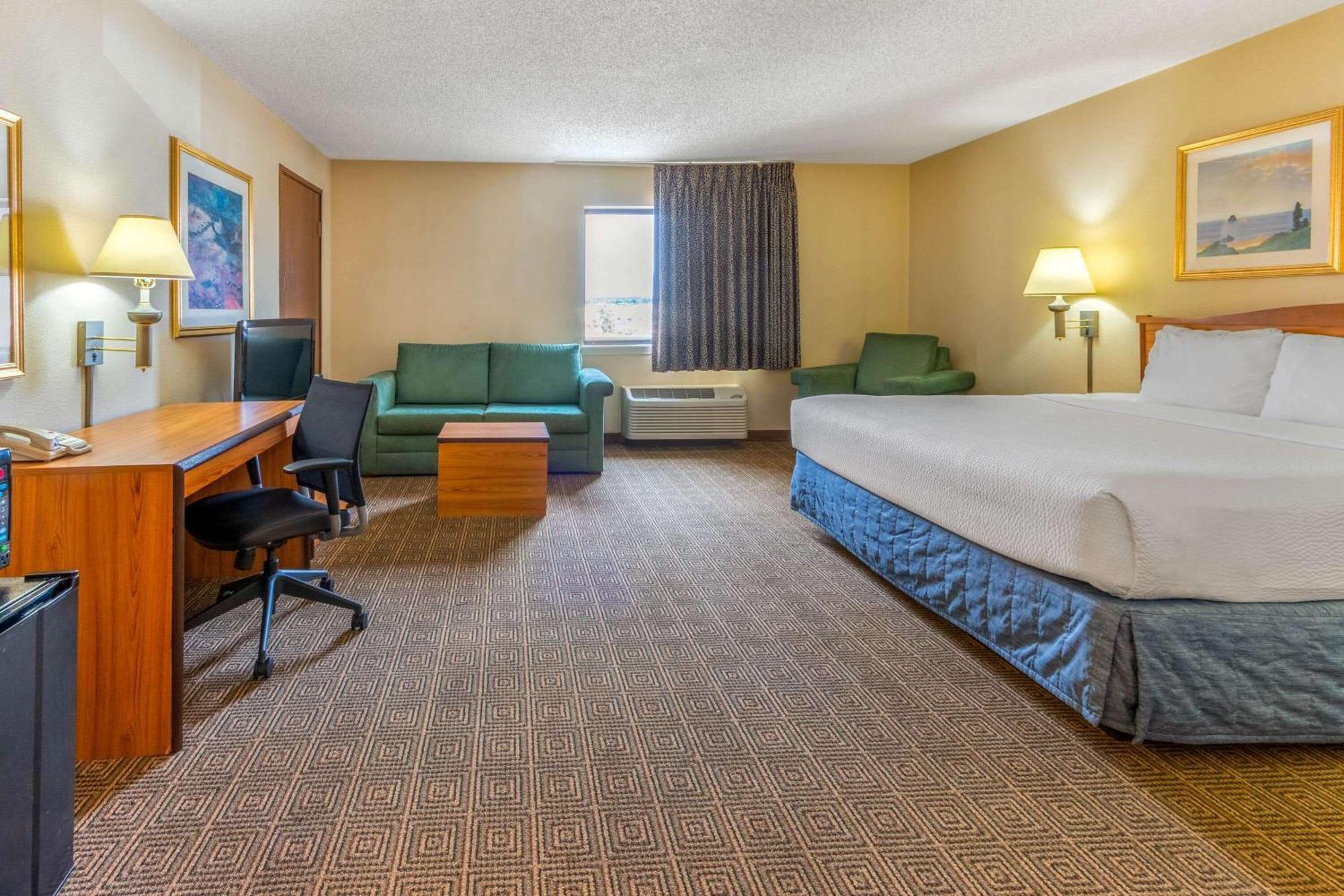 Executive King Room