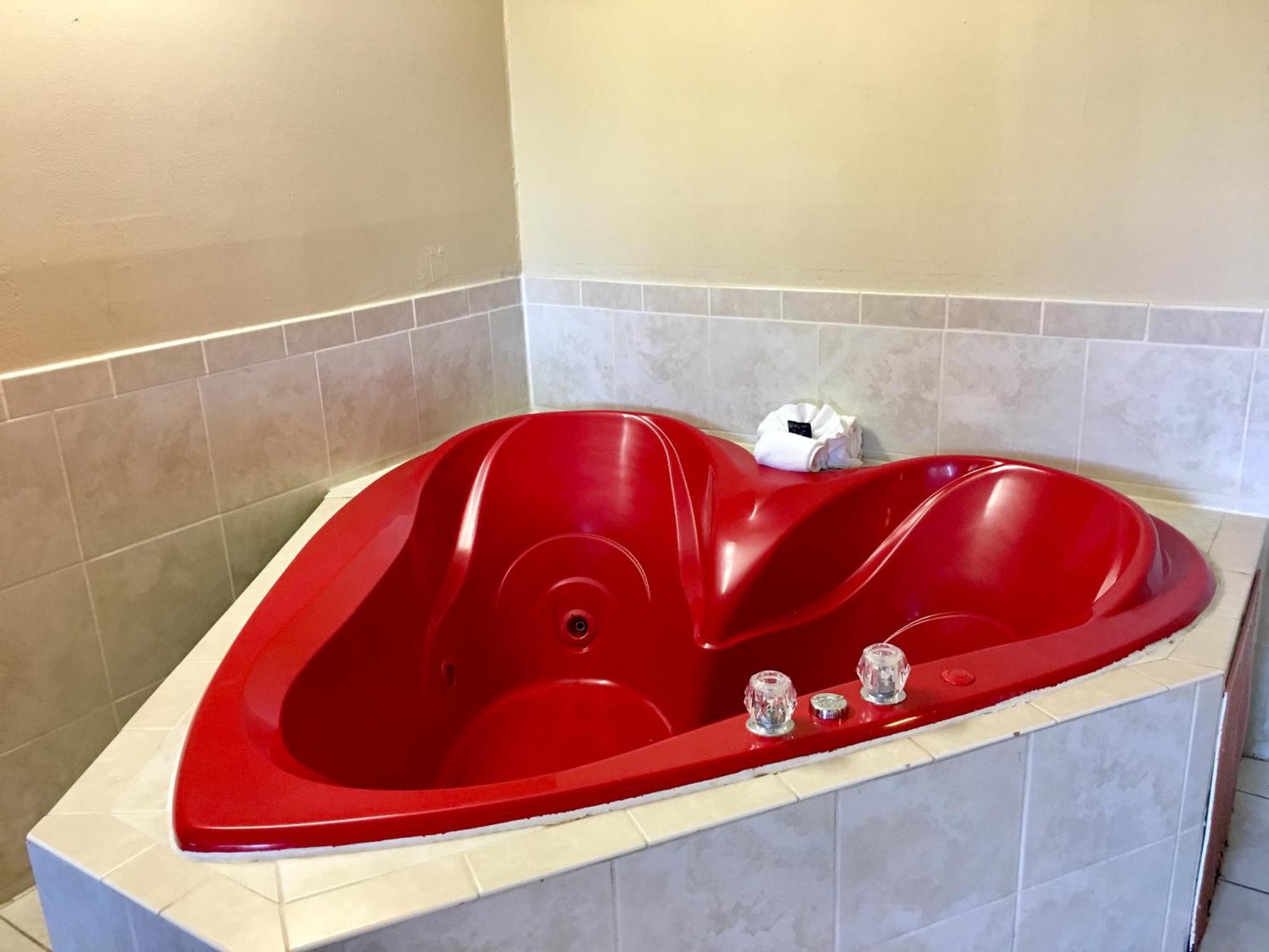King Room Spa Bath