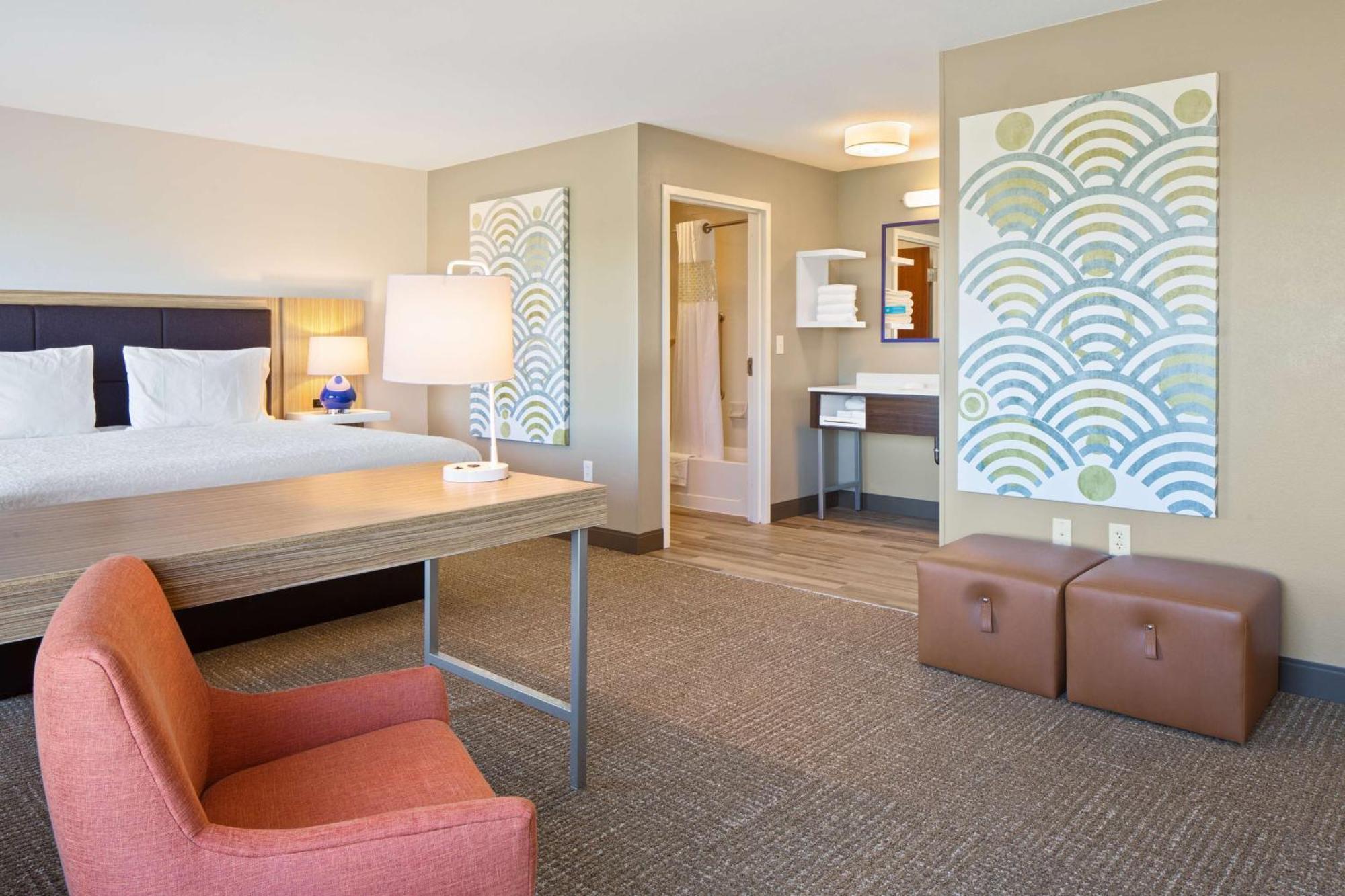 King Studio Suite with Sofa Bed - Non-Smoking