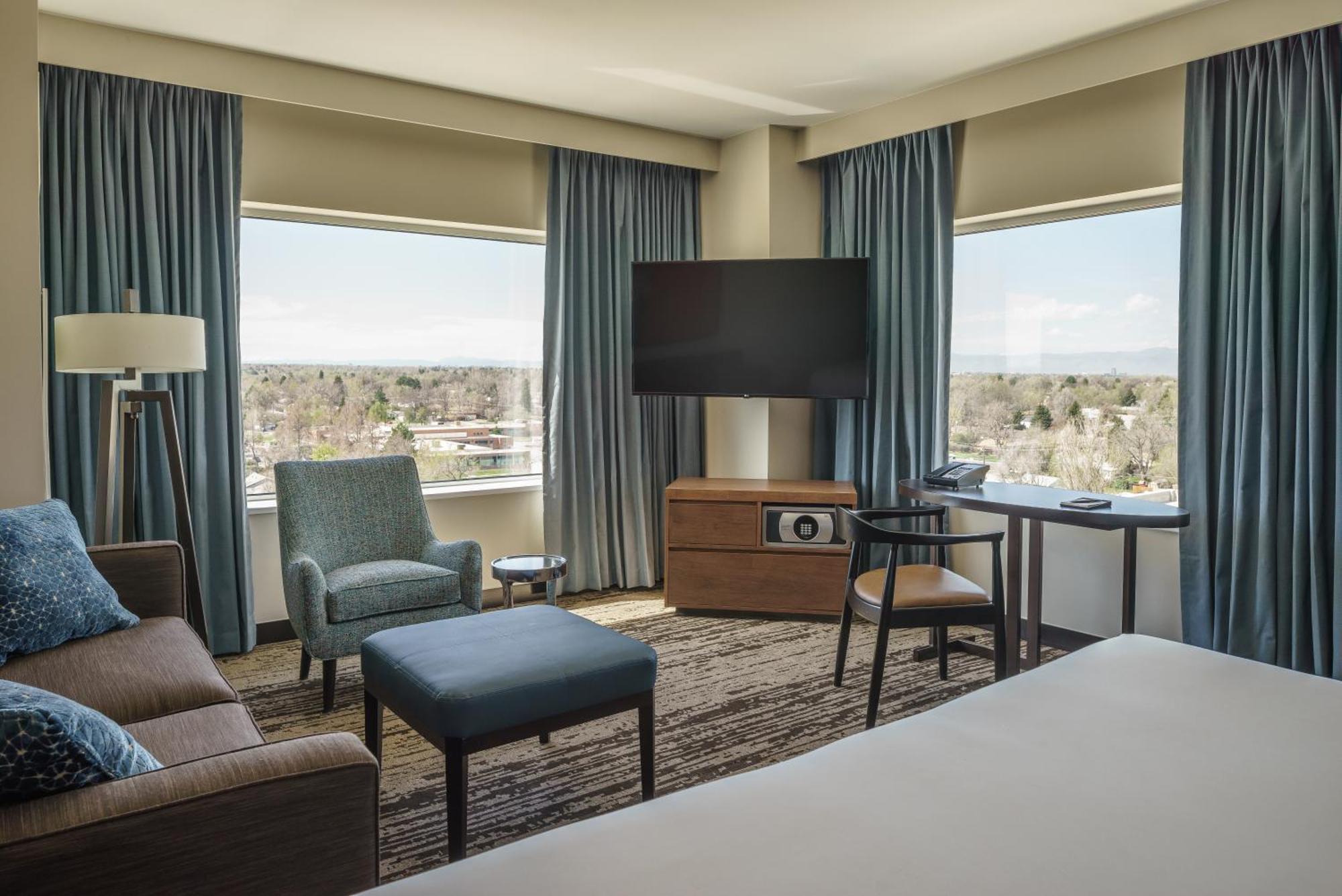 Premium King Room