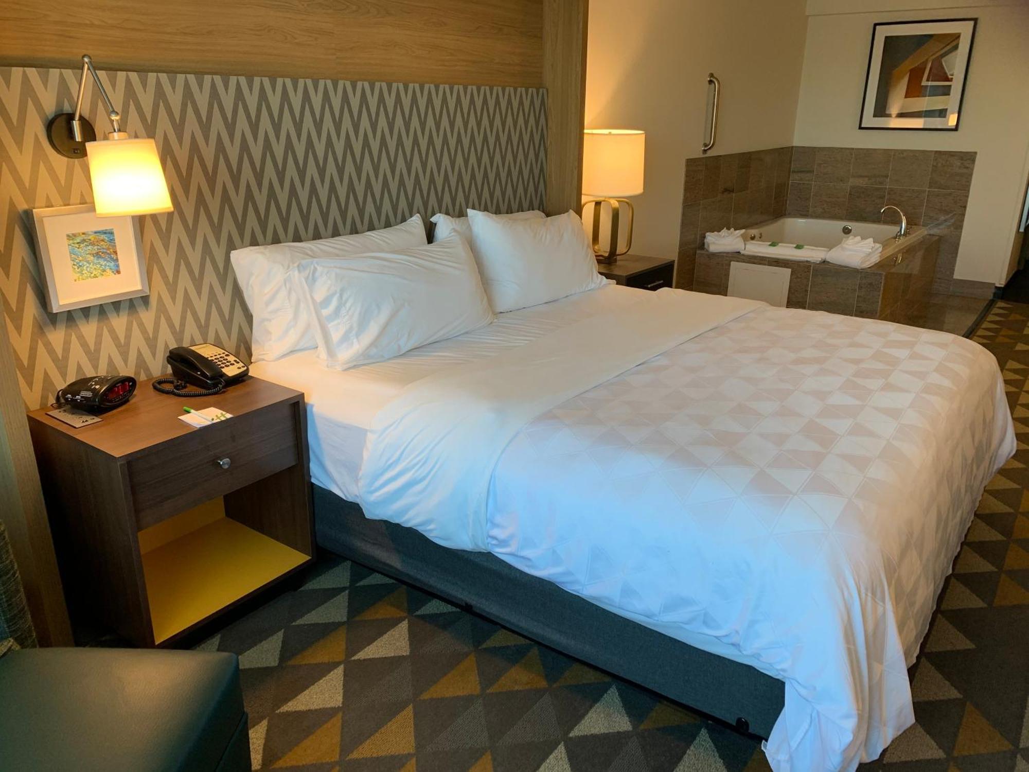 King Room - Non-Smoking