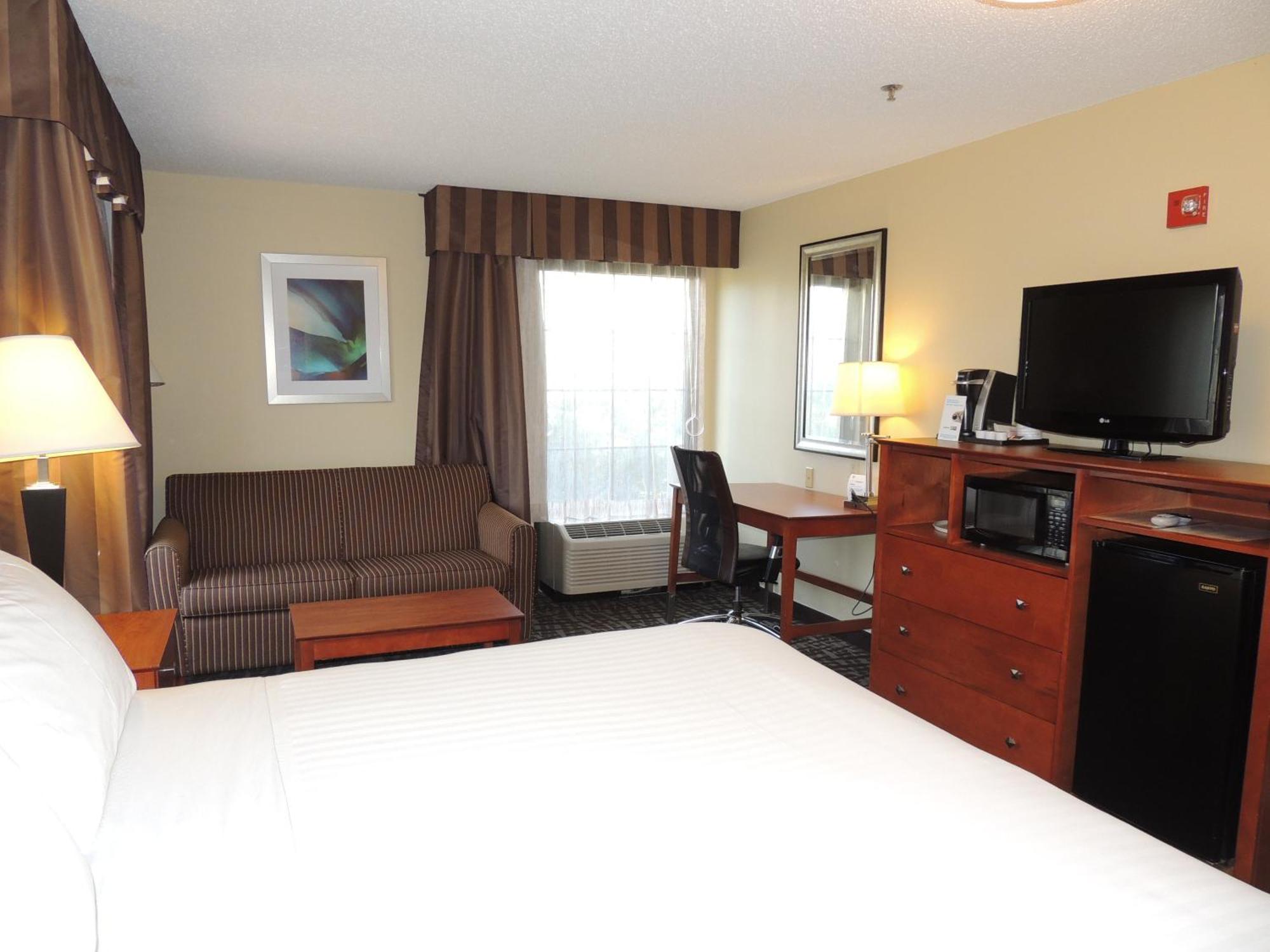 Standard King Room