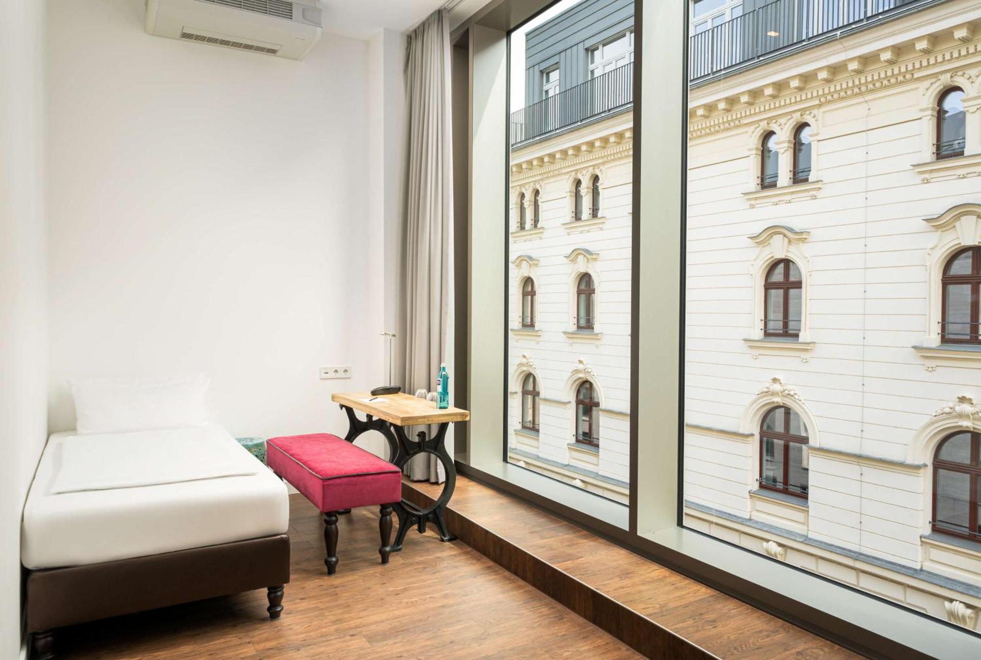 Standard Triple Room,1452590737:JPEG