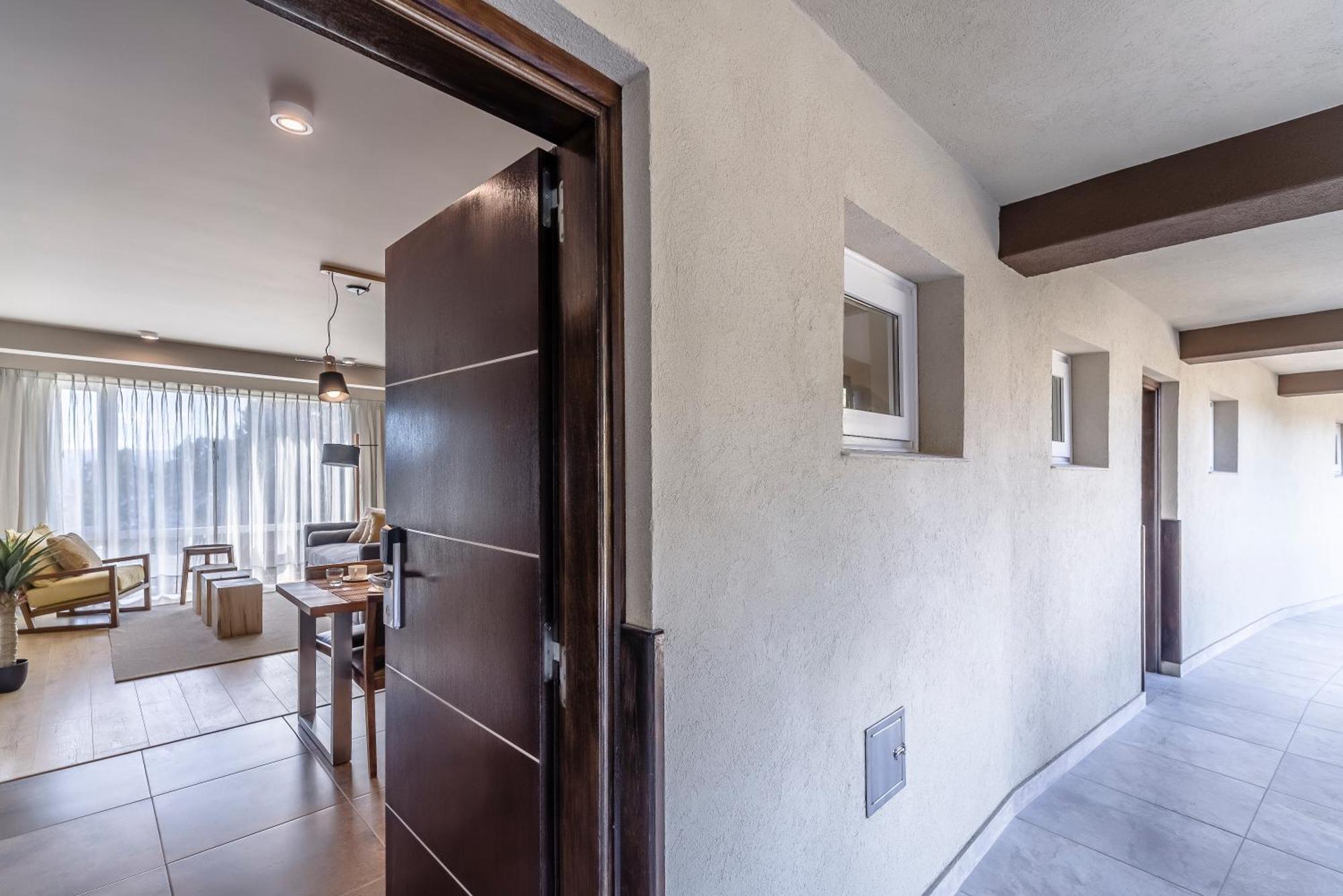 Queen Suite