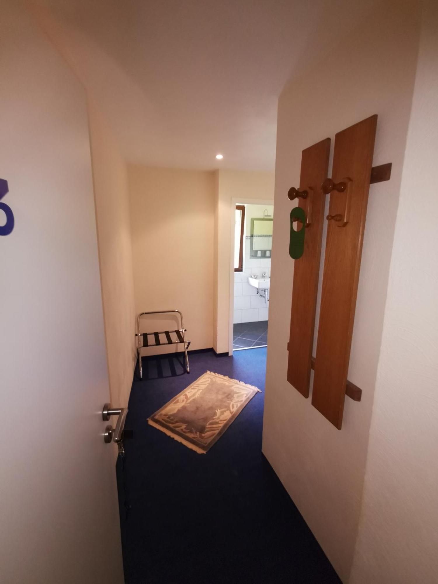 Budget Double Room,1589390309:JPEG