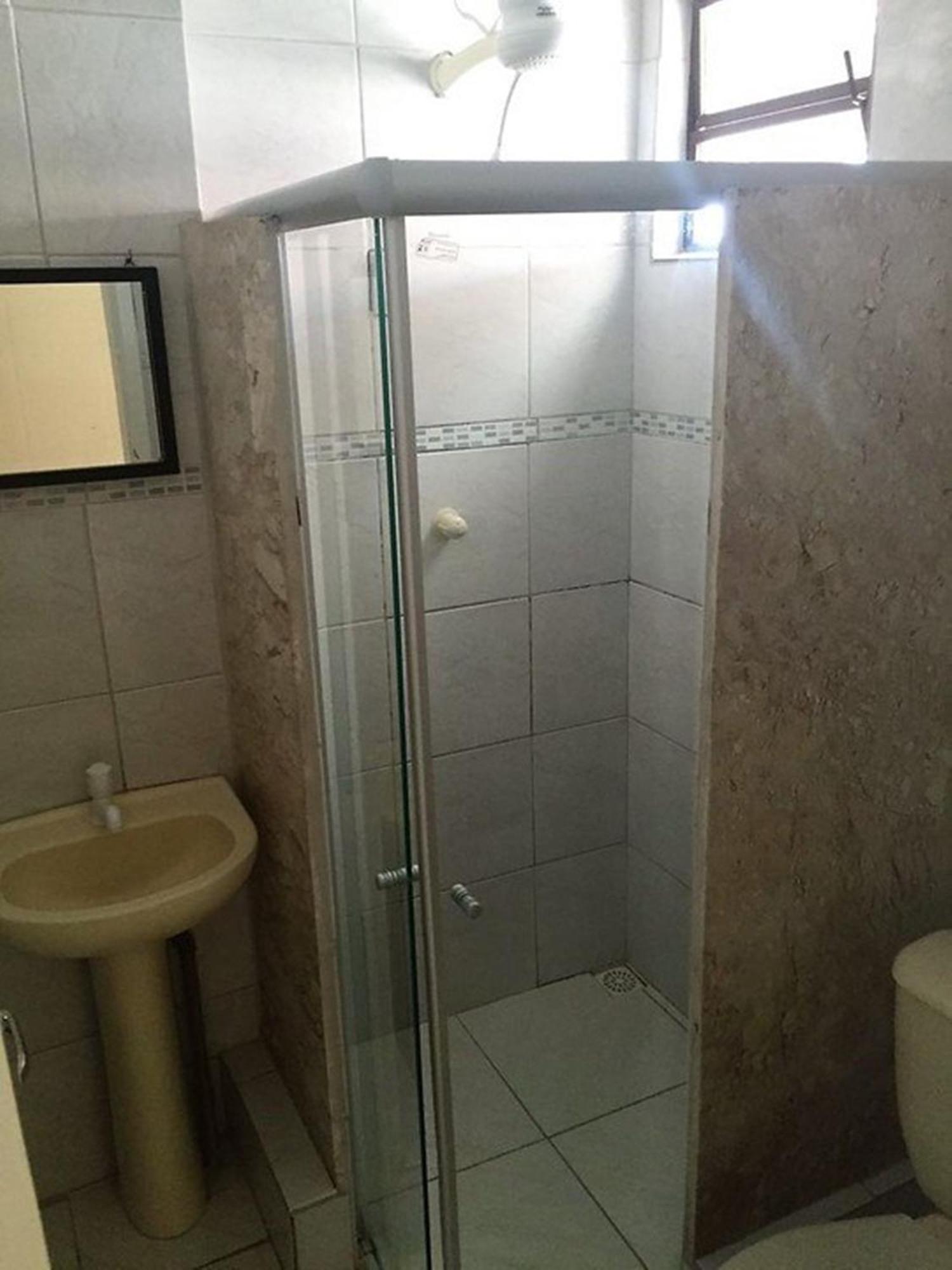 Twin Room,1589150430:JPEG
