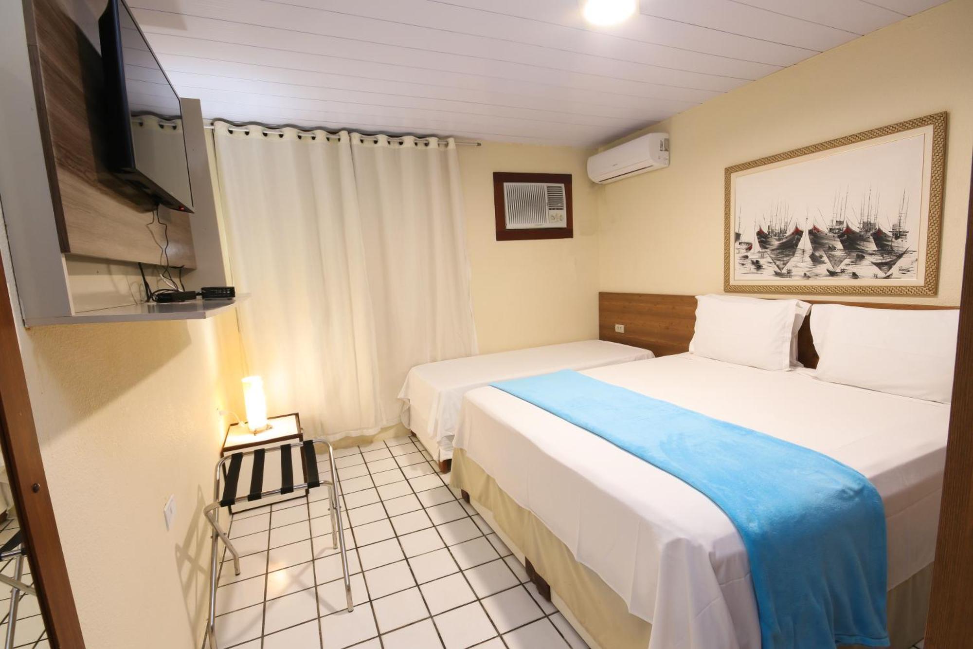 Standard Quadruple Room,1306073374:JPEG