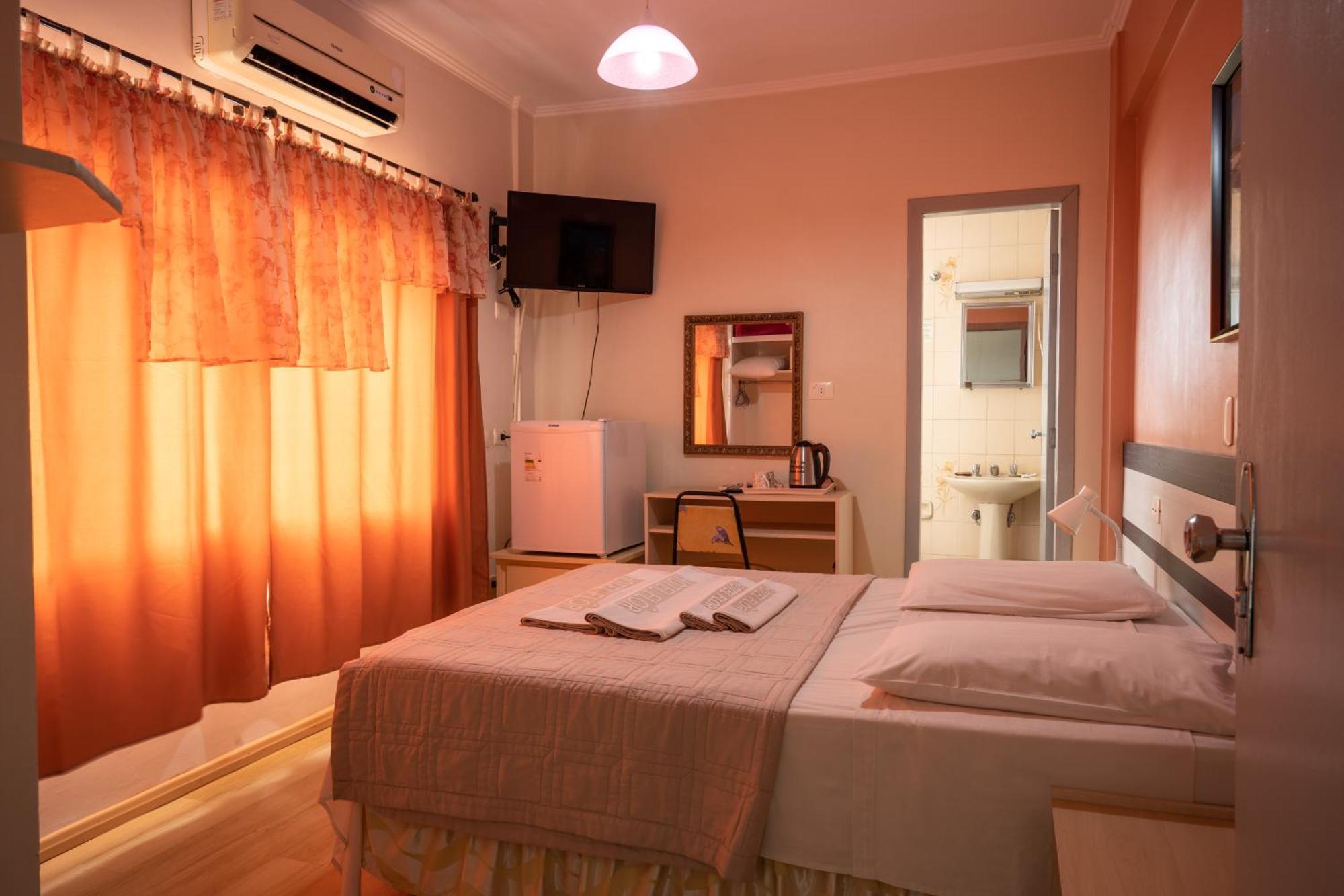 Double Room,1453217848:JPEG