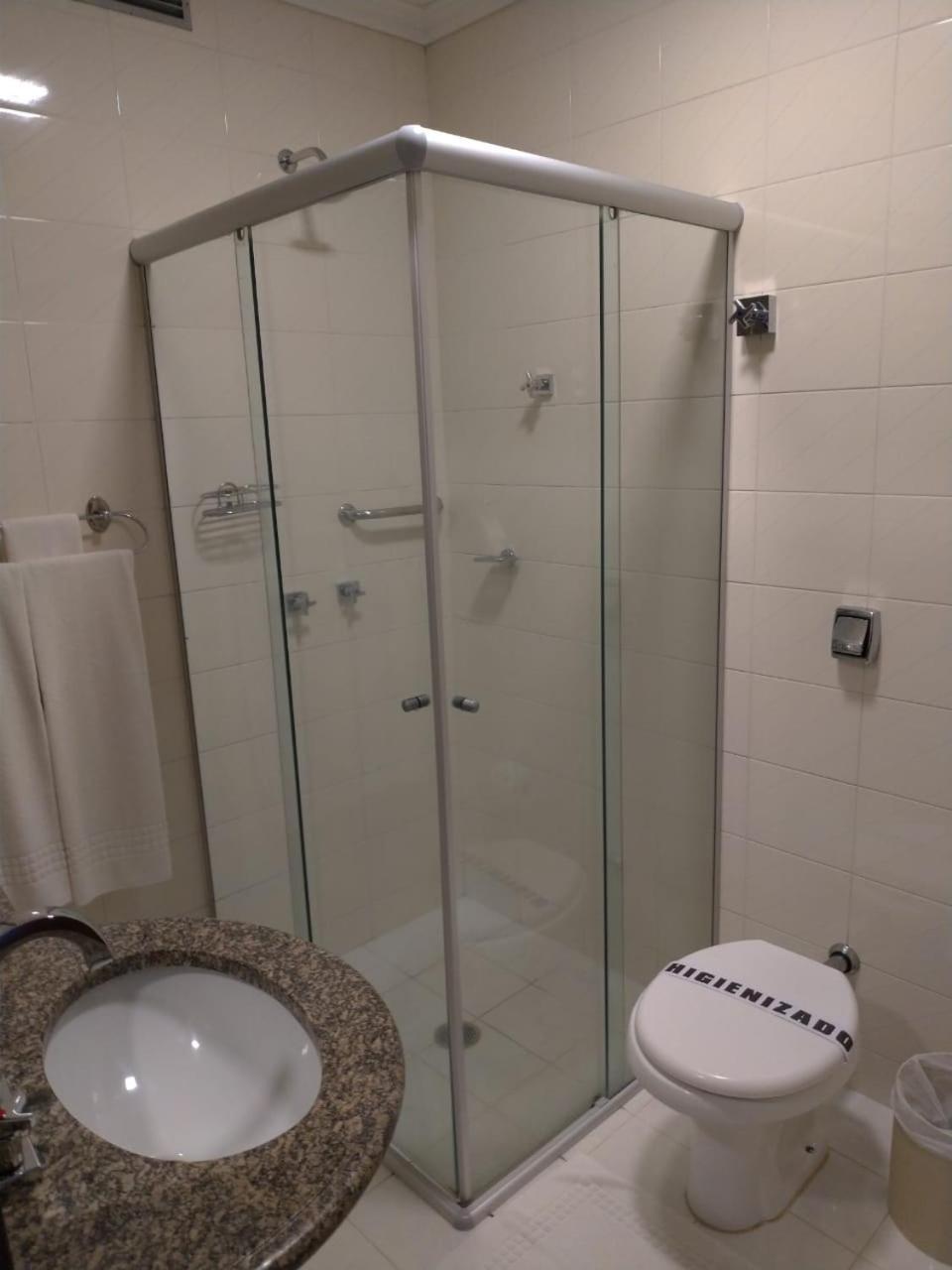 Twin Room,1453309720:JPEG