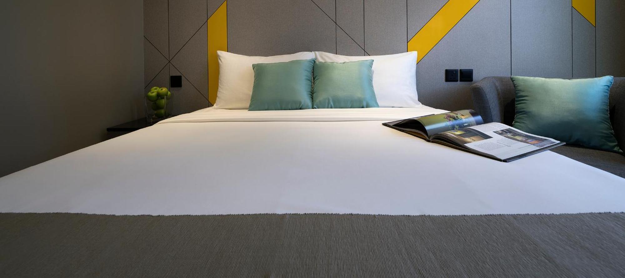 Premier Double Room,1453368115:JPEG