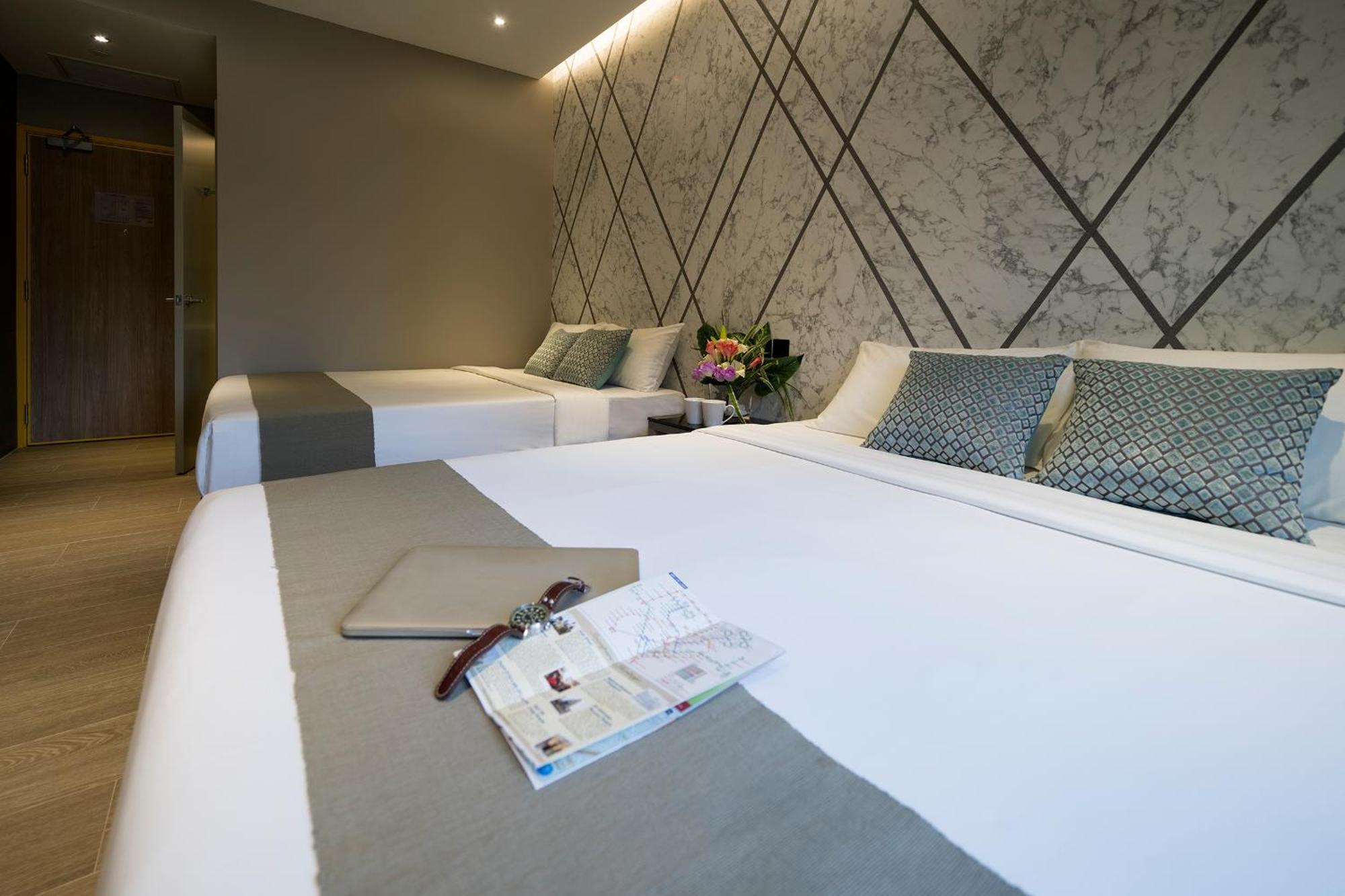 Family Room,1453377847:JPEG