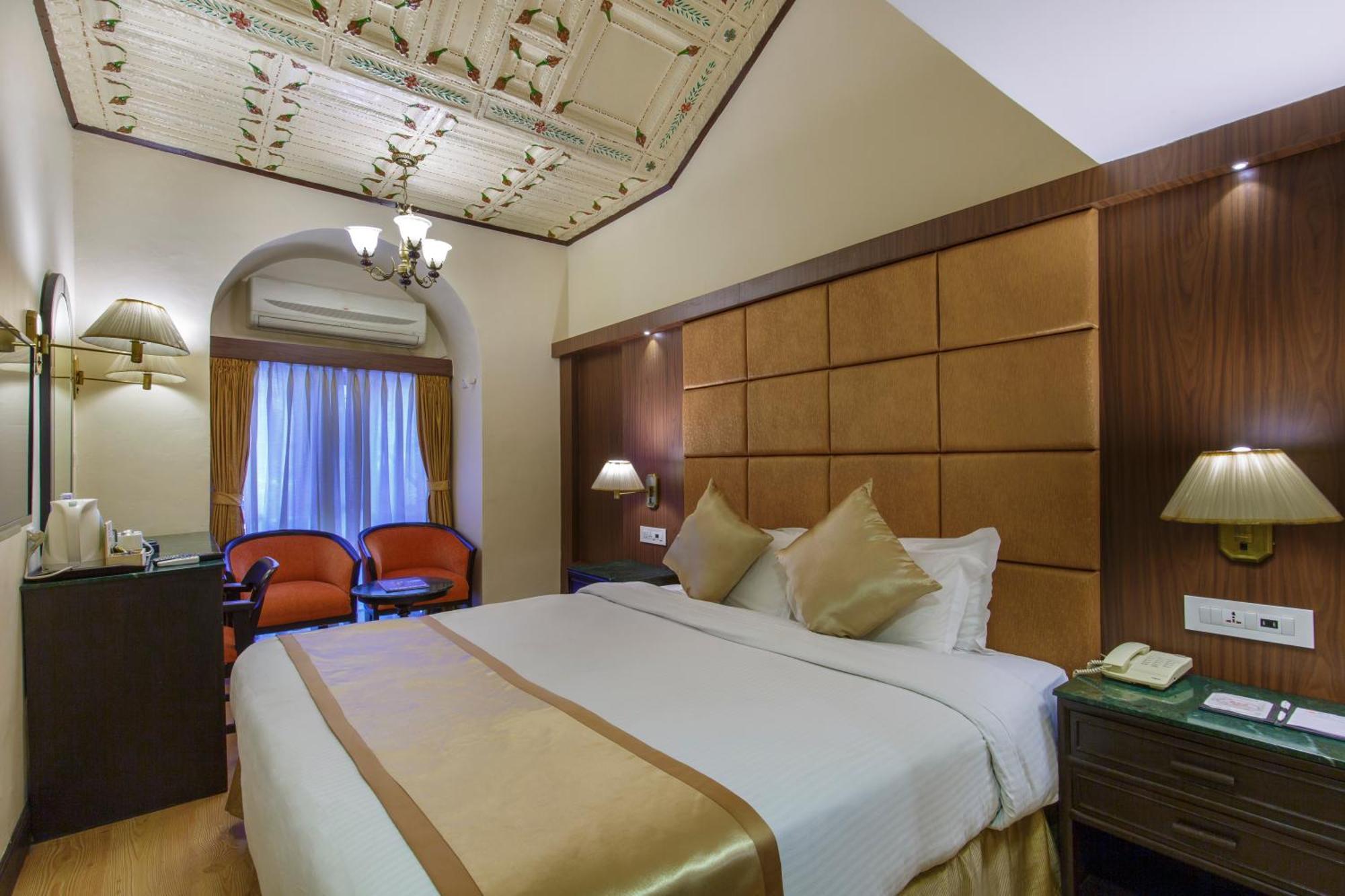 Deluxe Single Room Early Check & Late Check-out by 2 Hrs