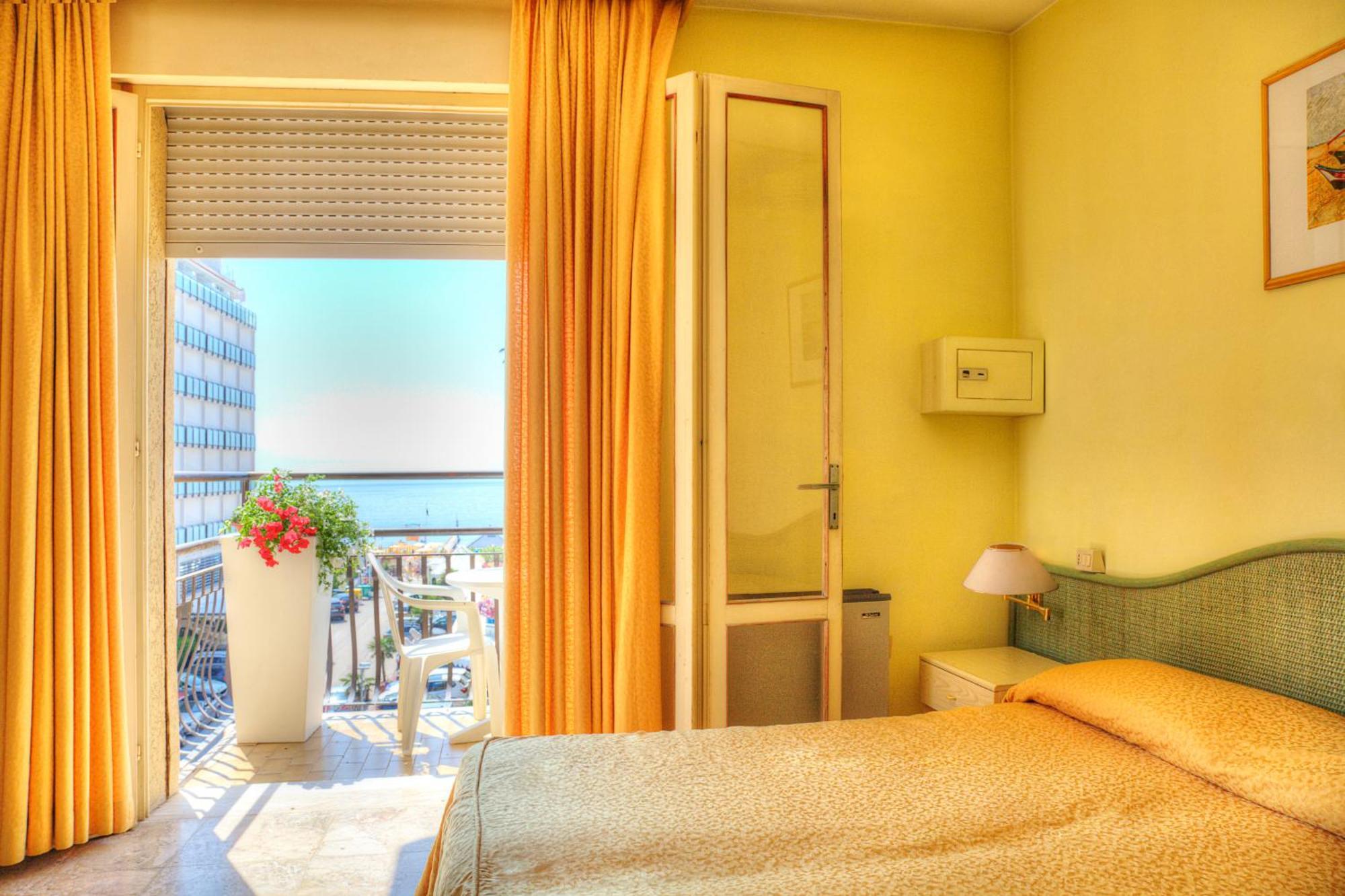 Double or Twin Room Balcony Sea View