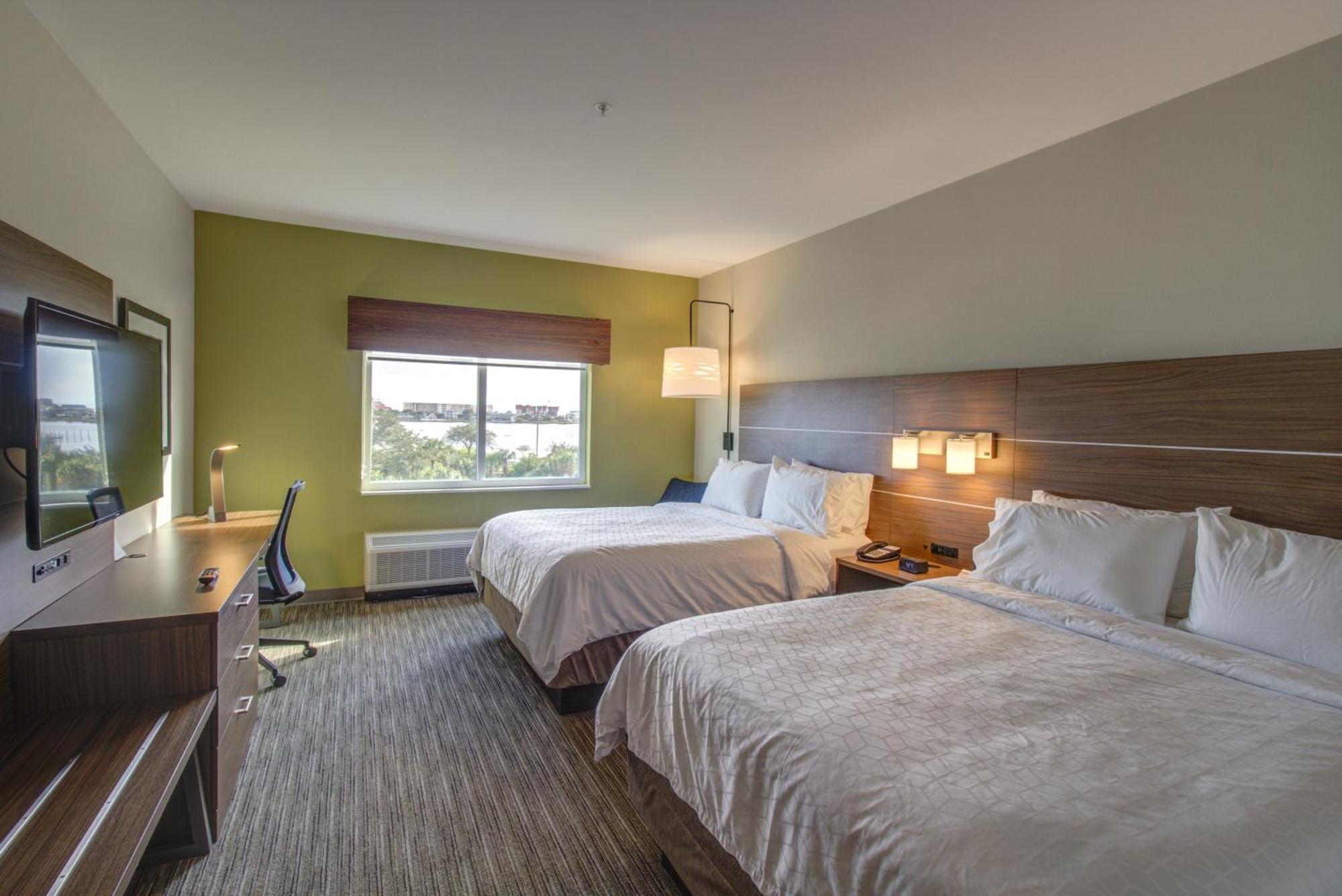 Standard Room Two Queen Beds
