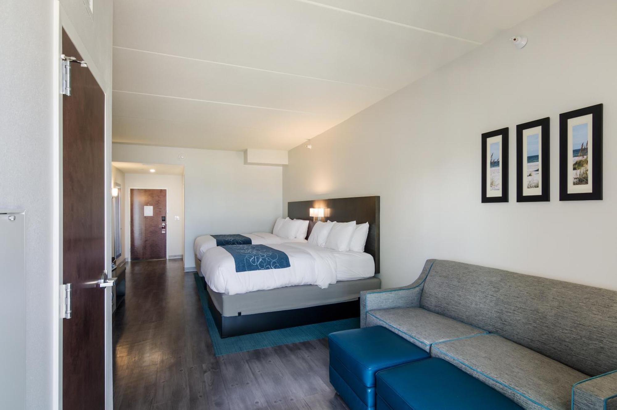 Standard Queen Room Two Queen Beds