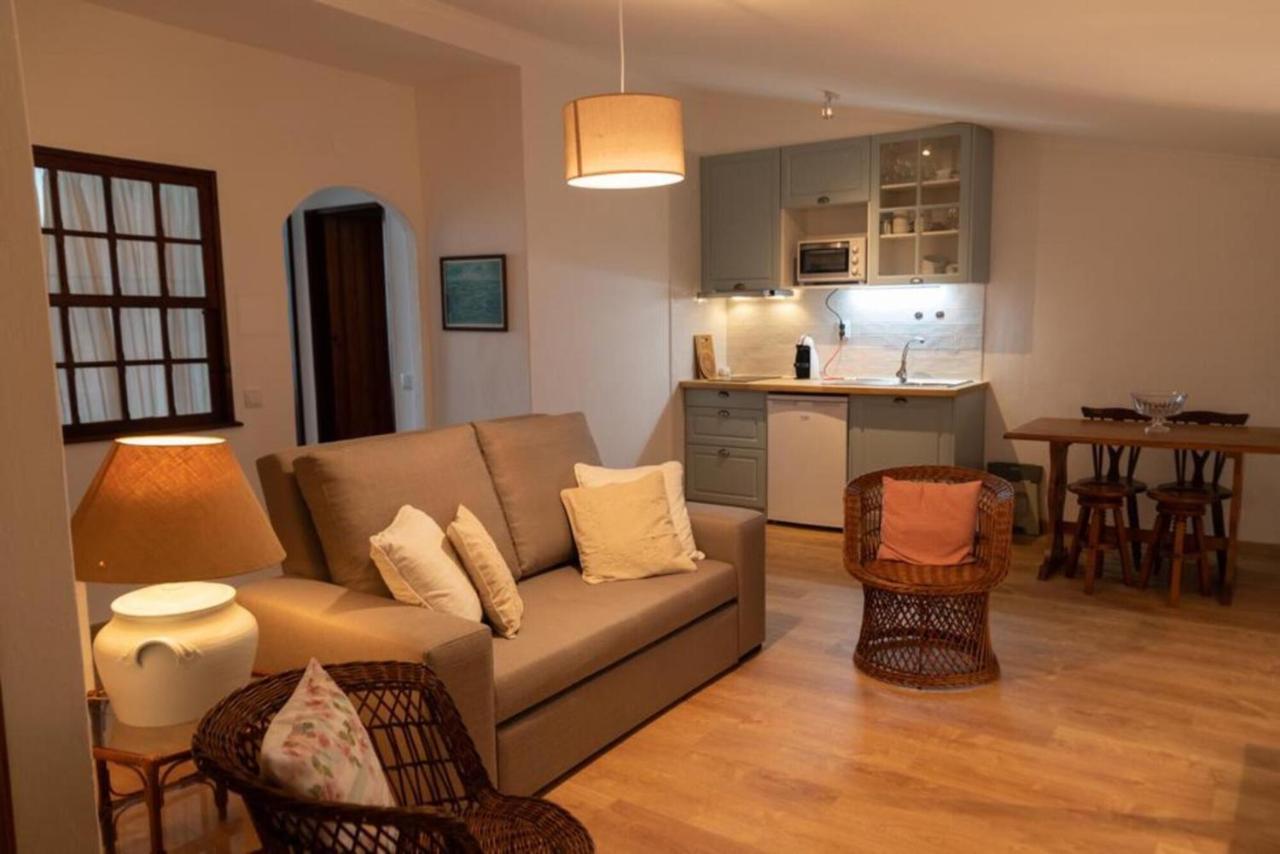 Apartment with Sea View,1466270237:JPEG