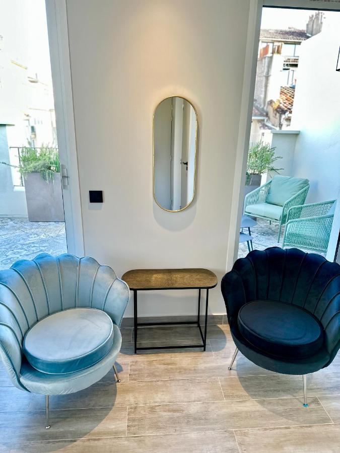 Apartment Terrace,1466876837:JPEG