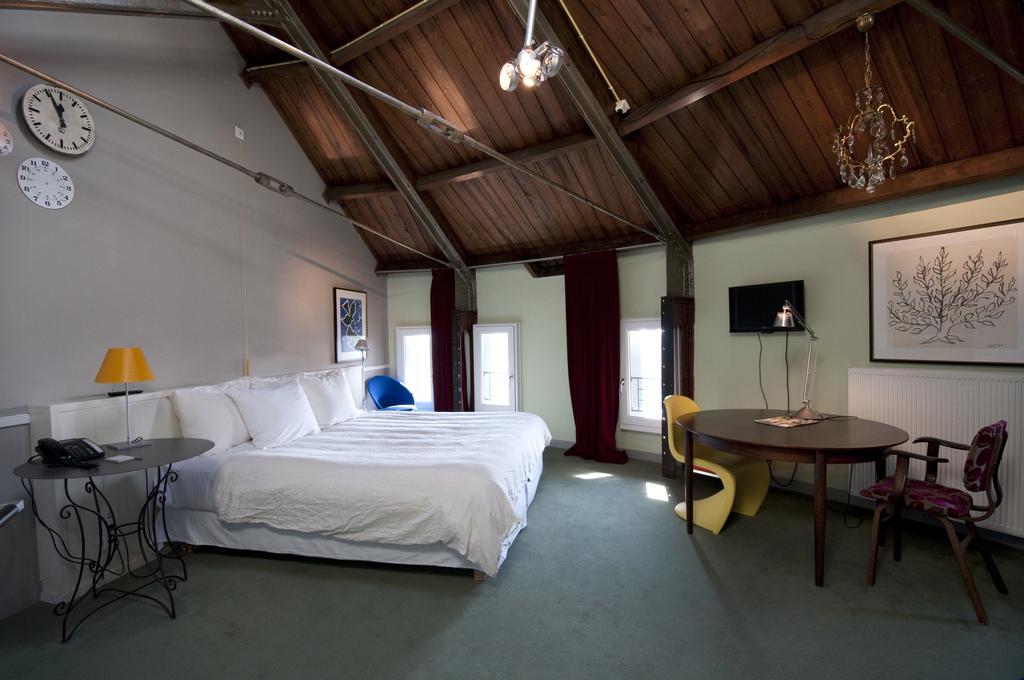 Large Double Room - Reservoir,1369795586:JPEG