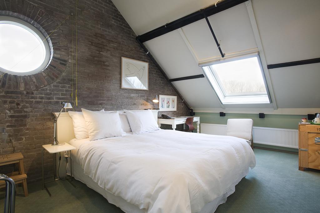 Double Room Shower Attic
