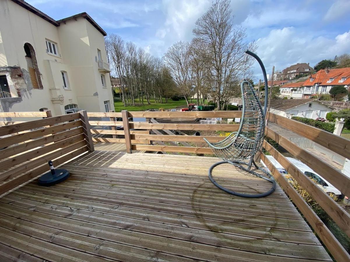 Apartment Balcony,1469374802:JPEG
