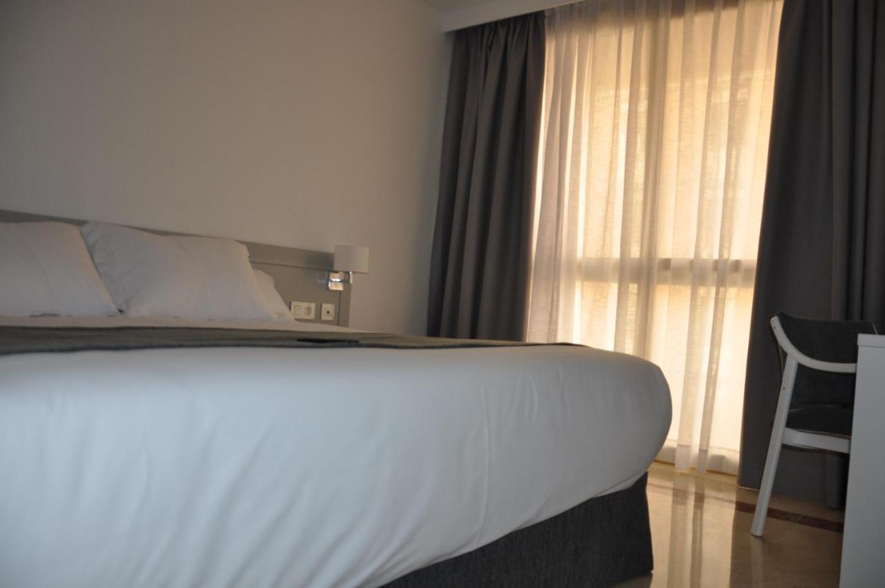 Superior Queen Room,1469561651:JPEG