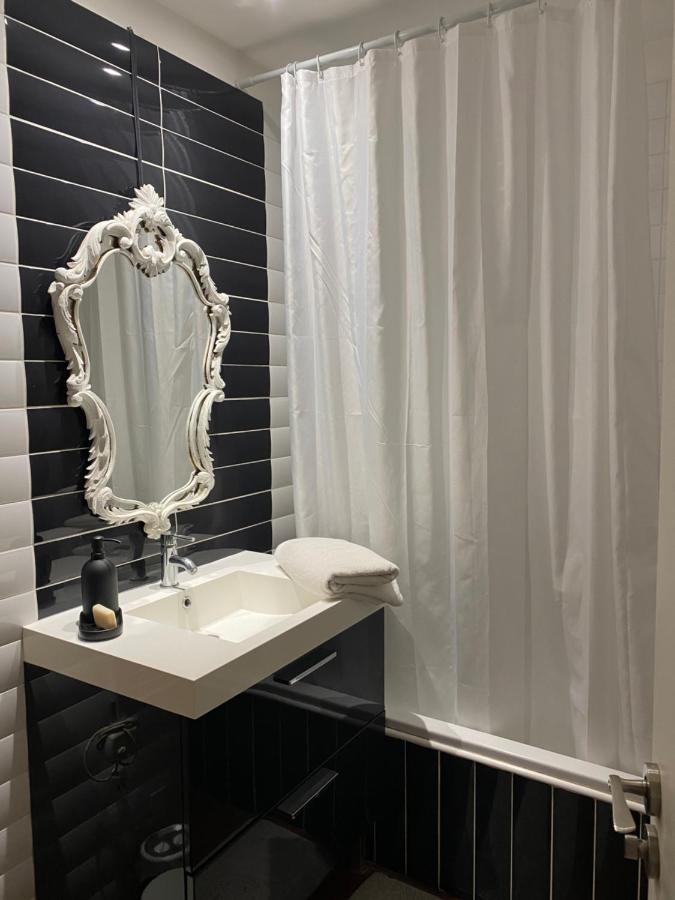 Double Room,1469873120:JPEG