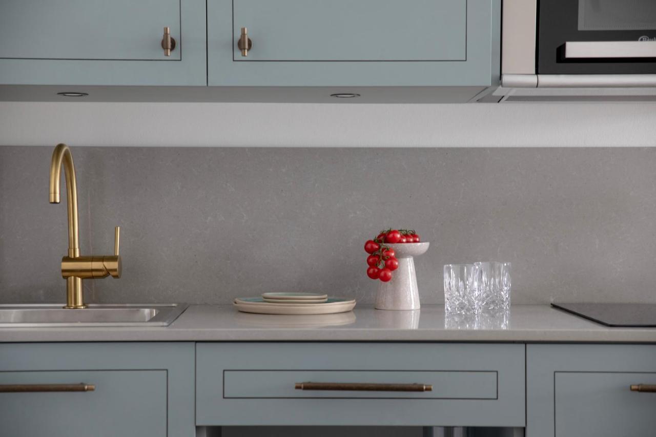 Spacious Studio Kitchen