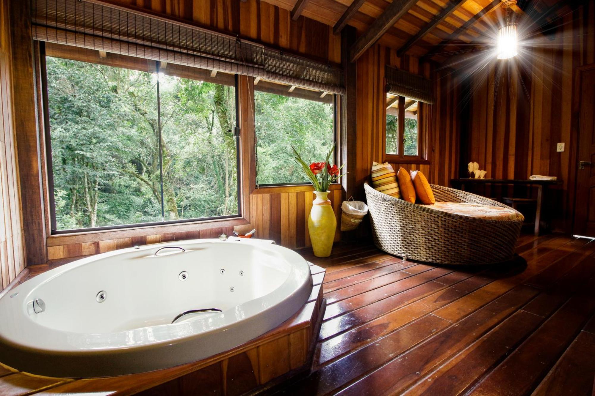 Cabin Hot Tub,1552211953:JPEG