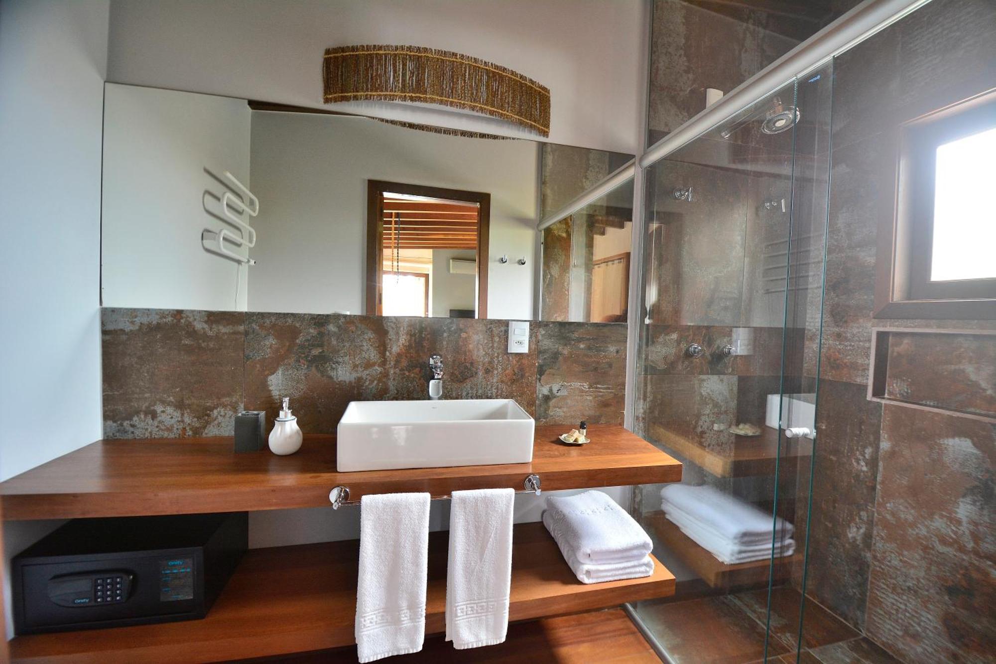 Double or Twin Room Partial Sea View